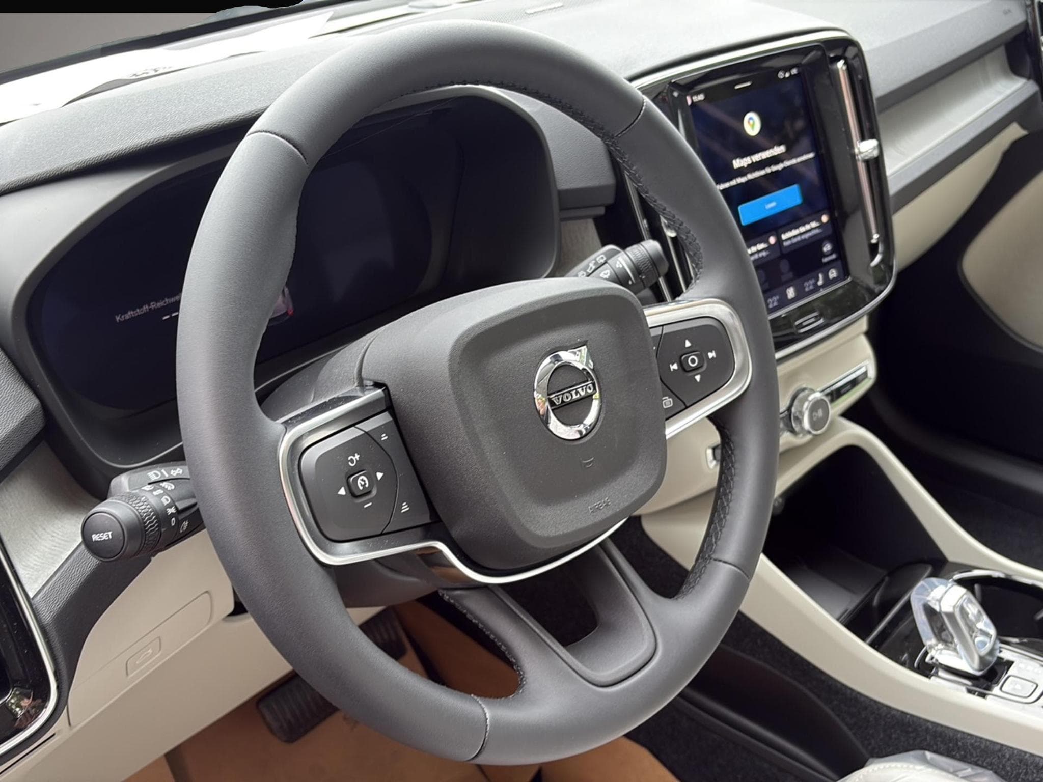 Volvo XC40 (2026) - Foto 2