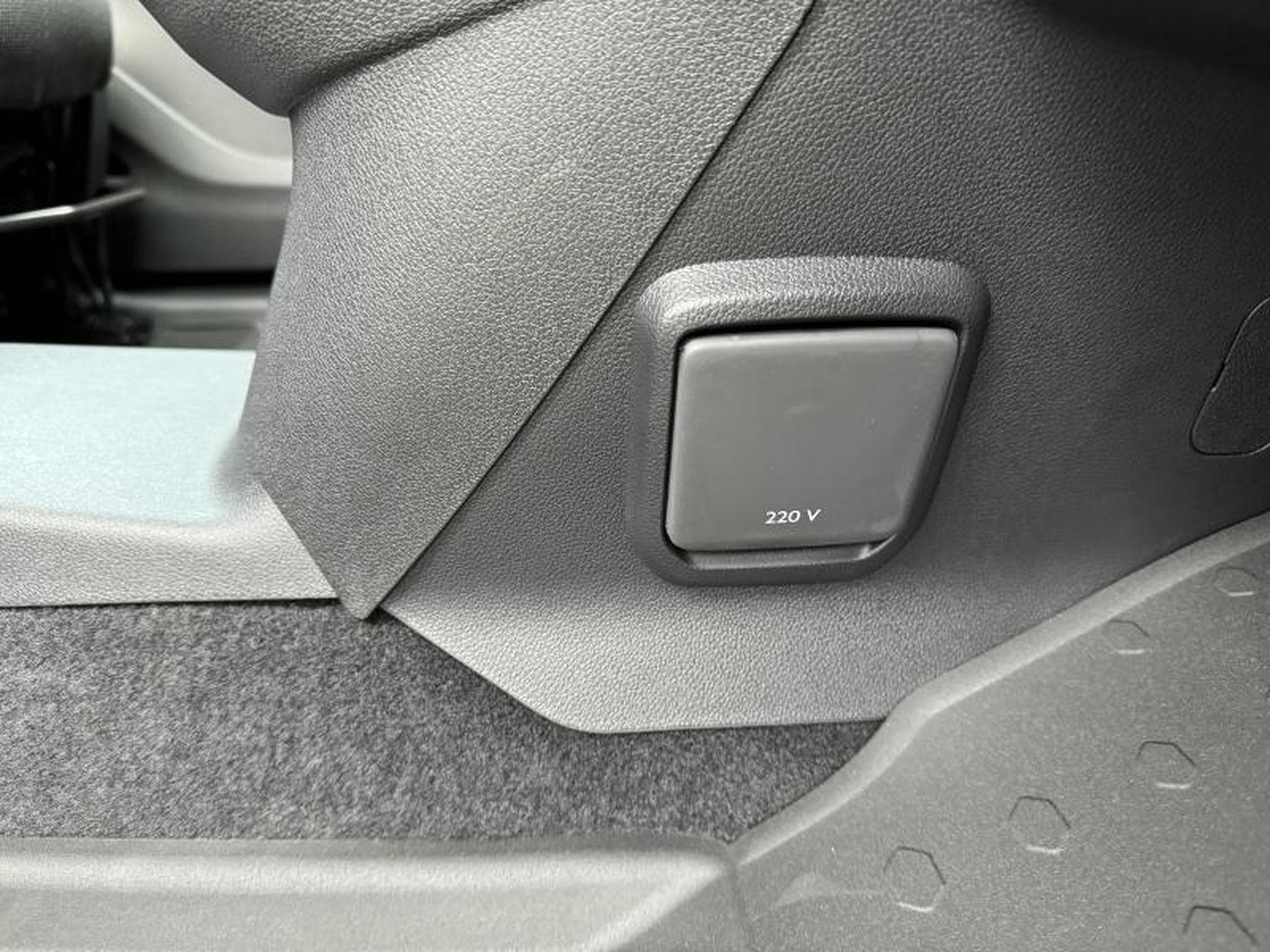 Peugeot Partner Long Heavy (2024) - Photo 15