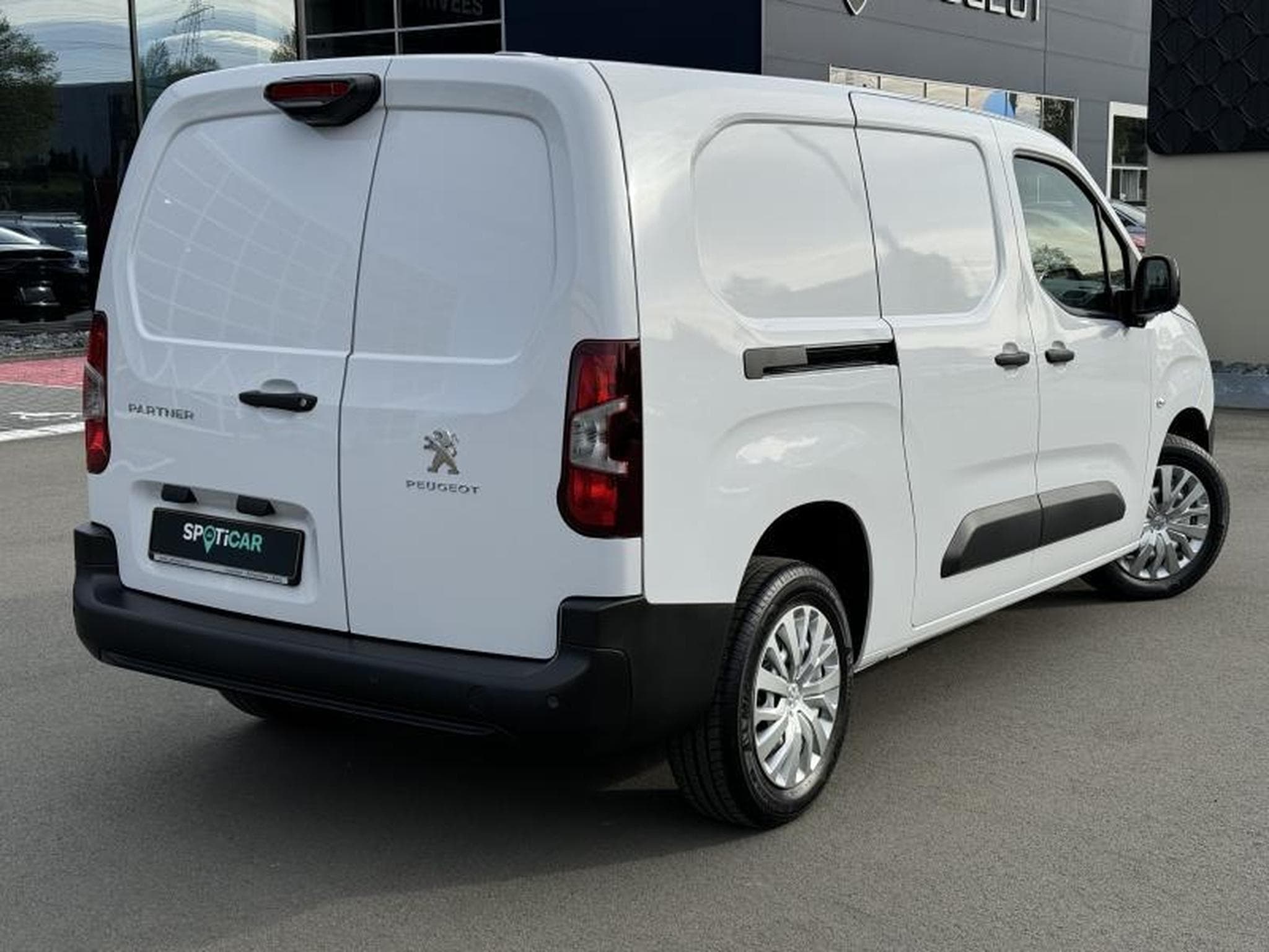 Peugeot Partner Long Heavy (2024) - Photo 4