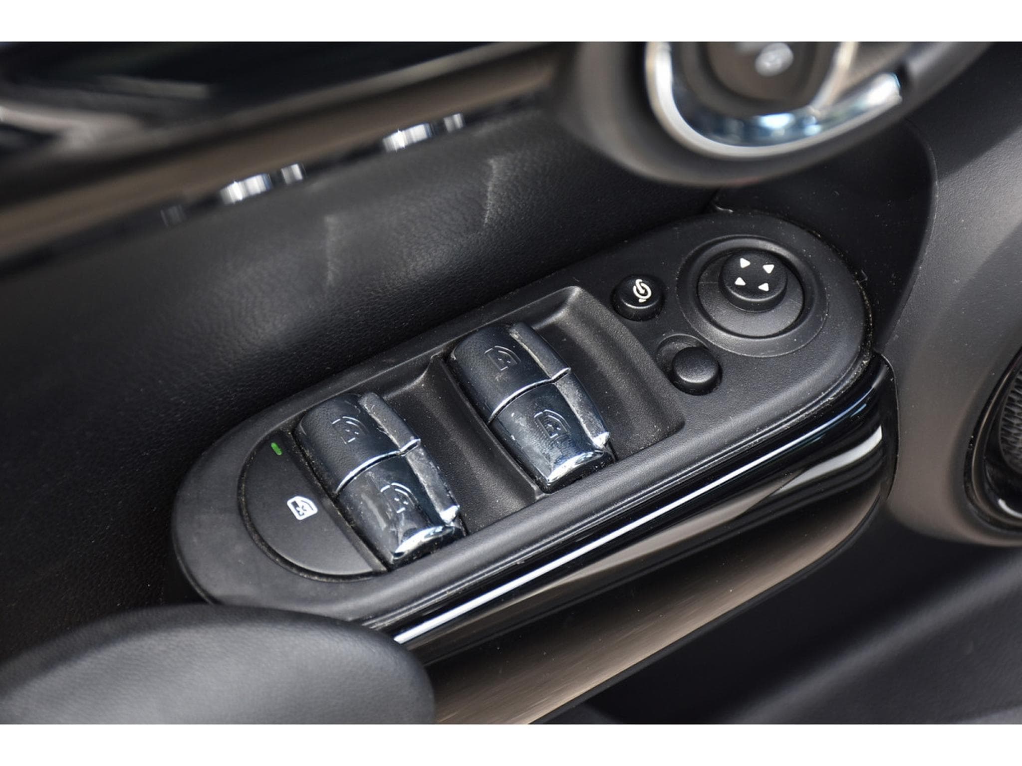 Mini Cooper 1.5A PANO CUIR GPS HUD CAM PARK KEYLESS 1° MAIN (2023) - Photo 20