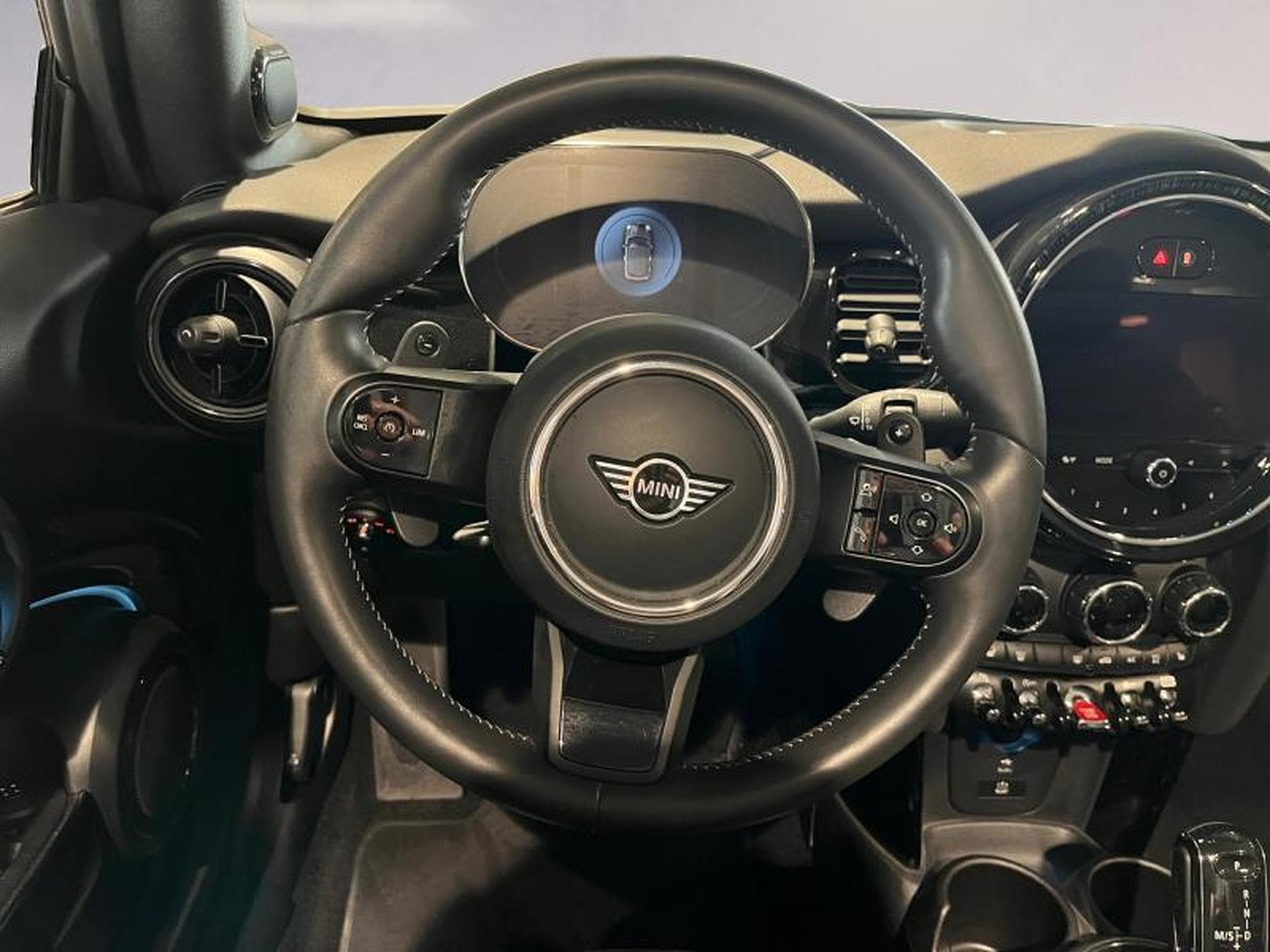 MINI Cooper Cooper S Cabrio (2022) - Photo 16