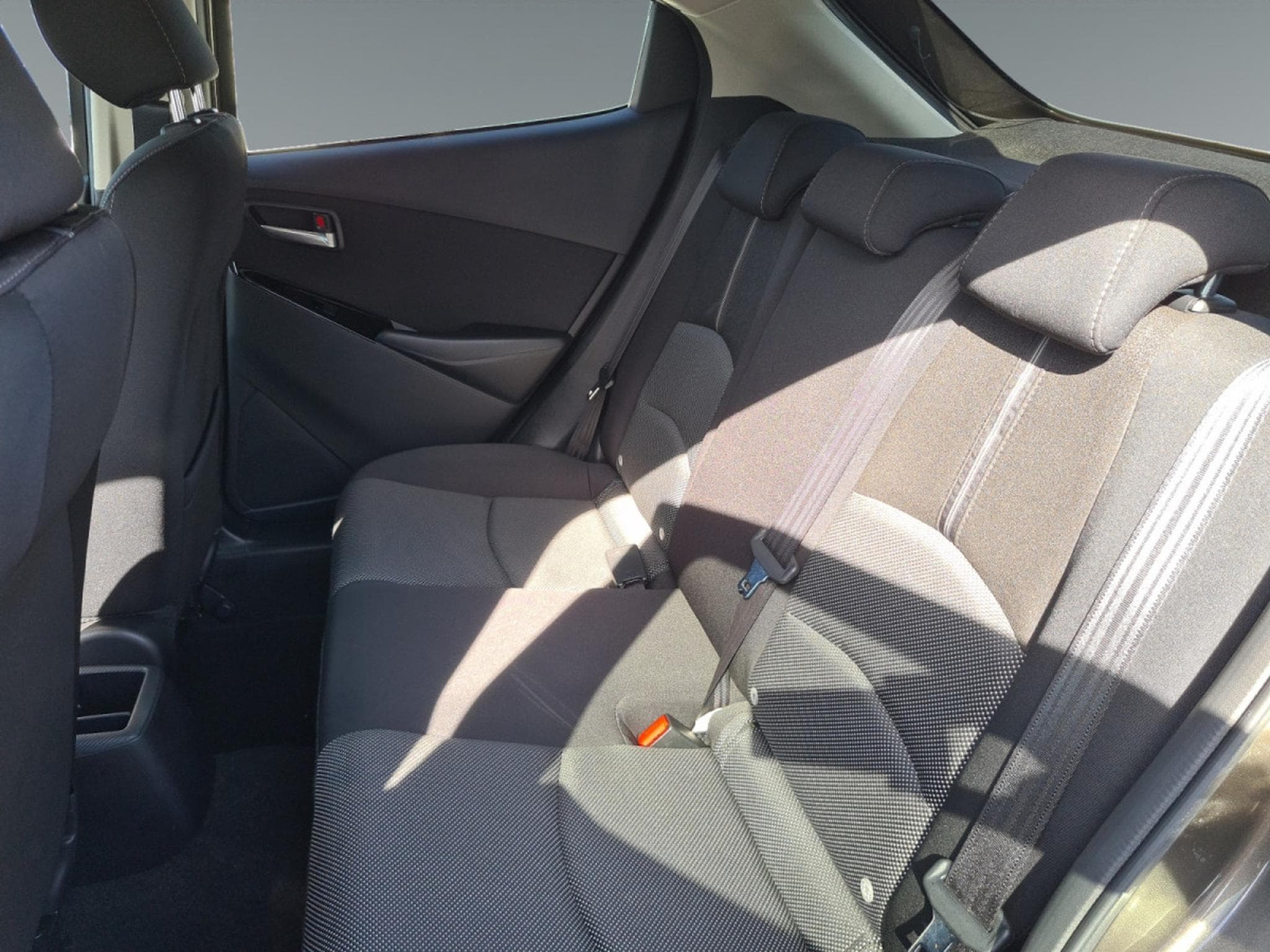 Mazda 2 1.5i Skyactiv-G Skycruise (2017) - Foto 13