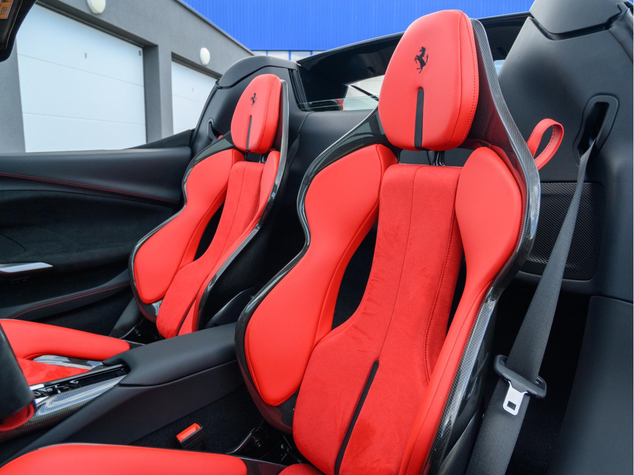 Ferrari 296 GTS GTS (2024) - Foto 15