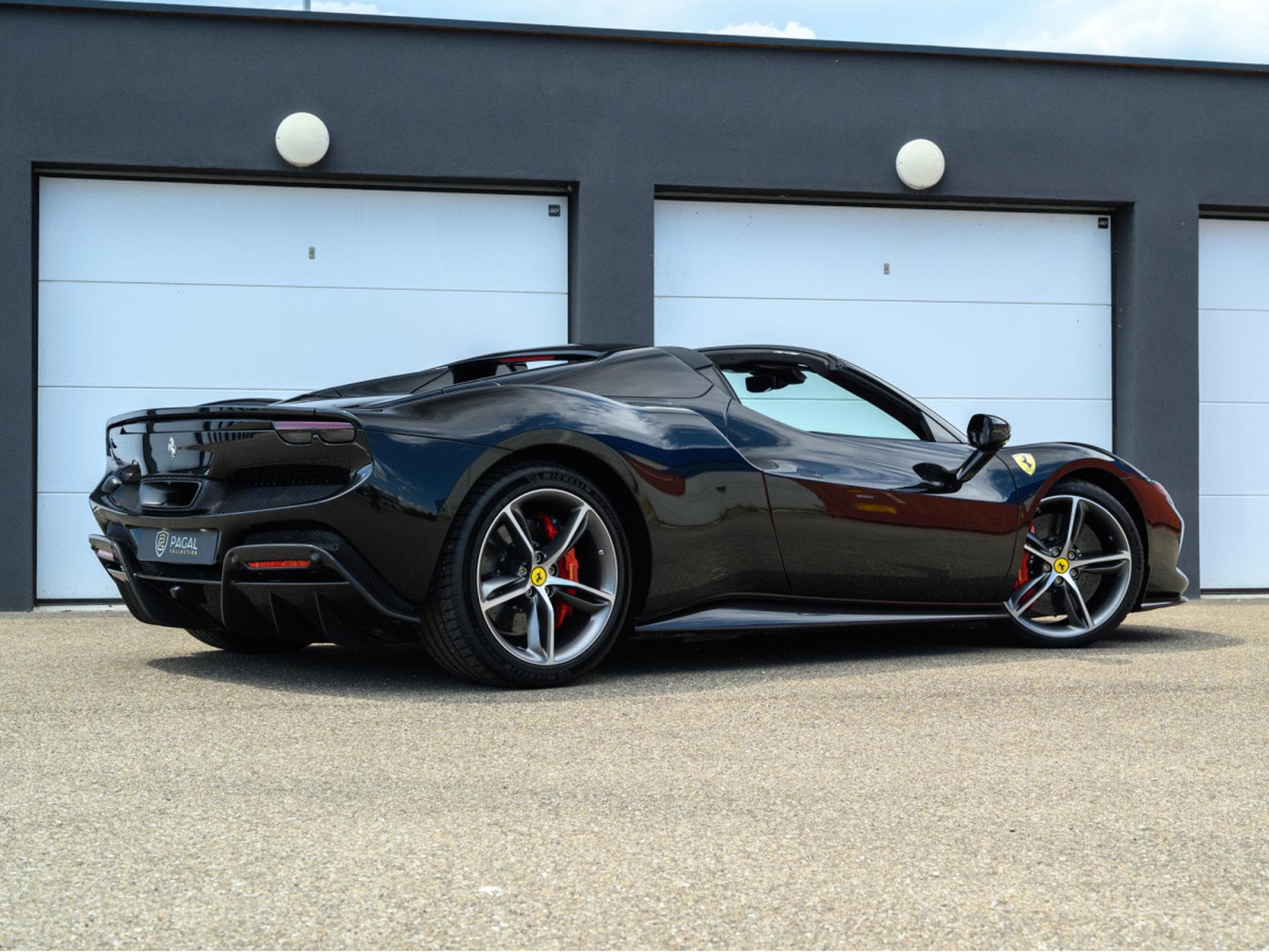 Ferrari 296 GTS GTS (2024) - Foto 6