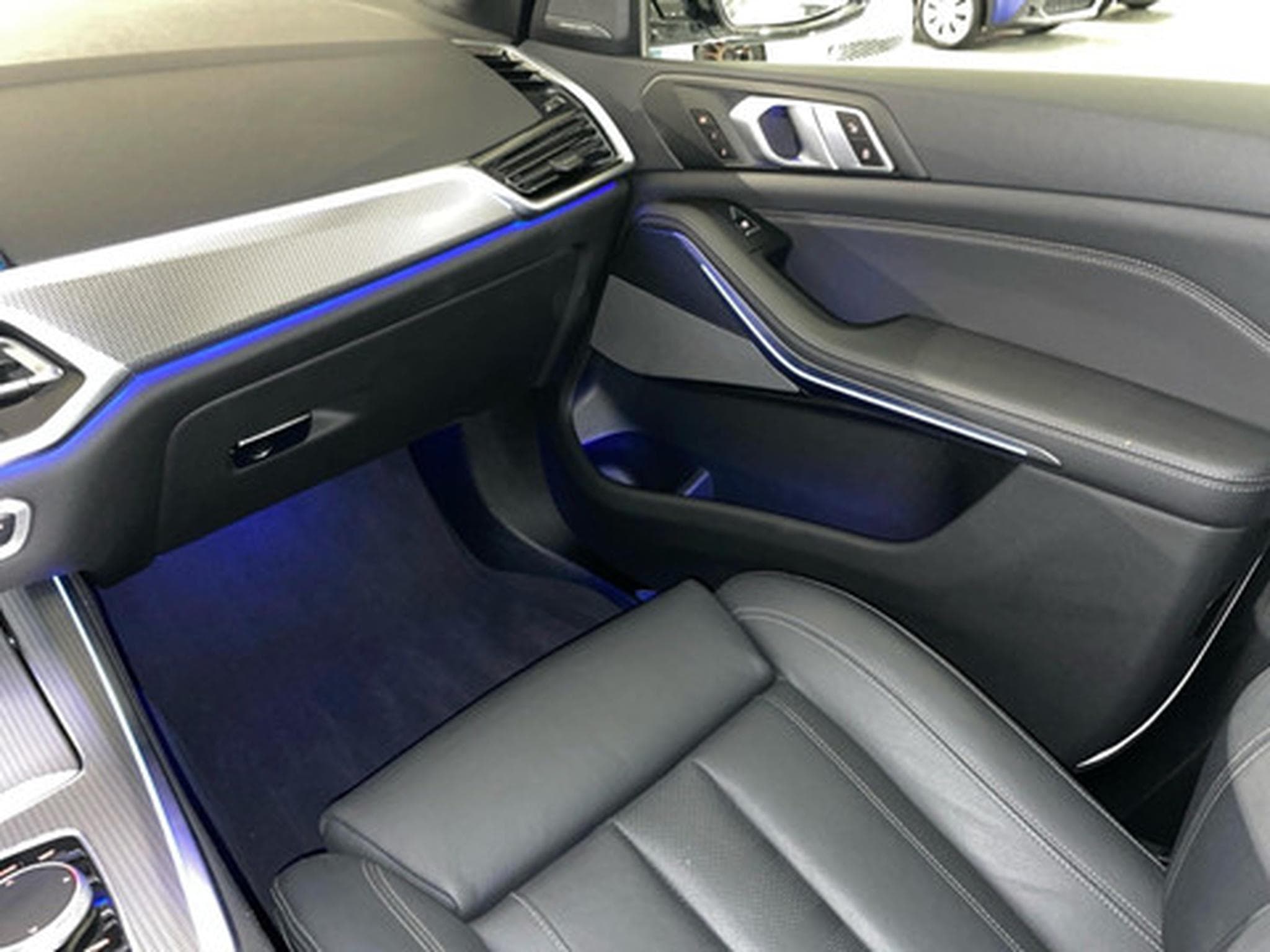 BMW X5 3.0 xDrive30d (195 kW) PACK M (2019) - Photo 9