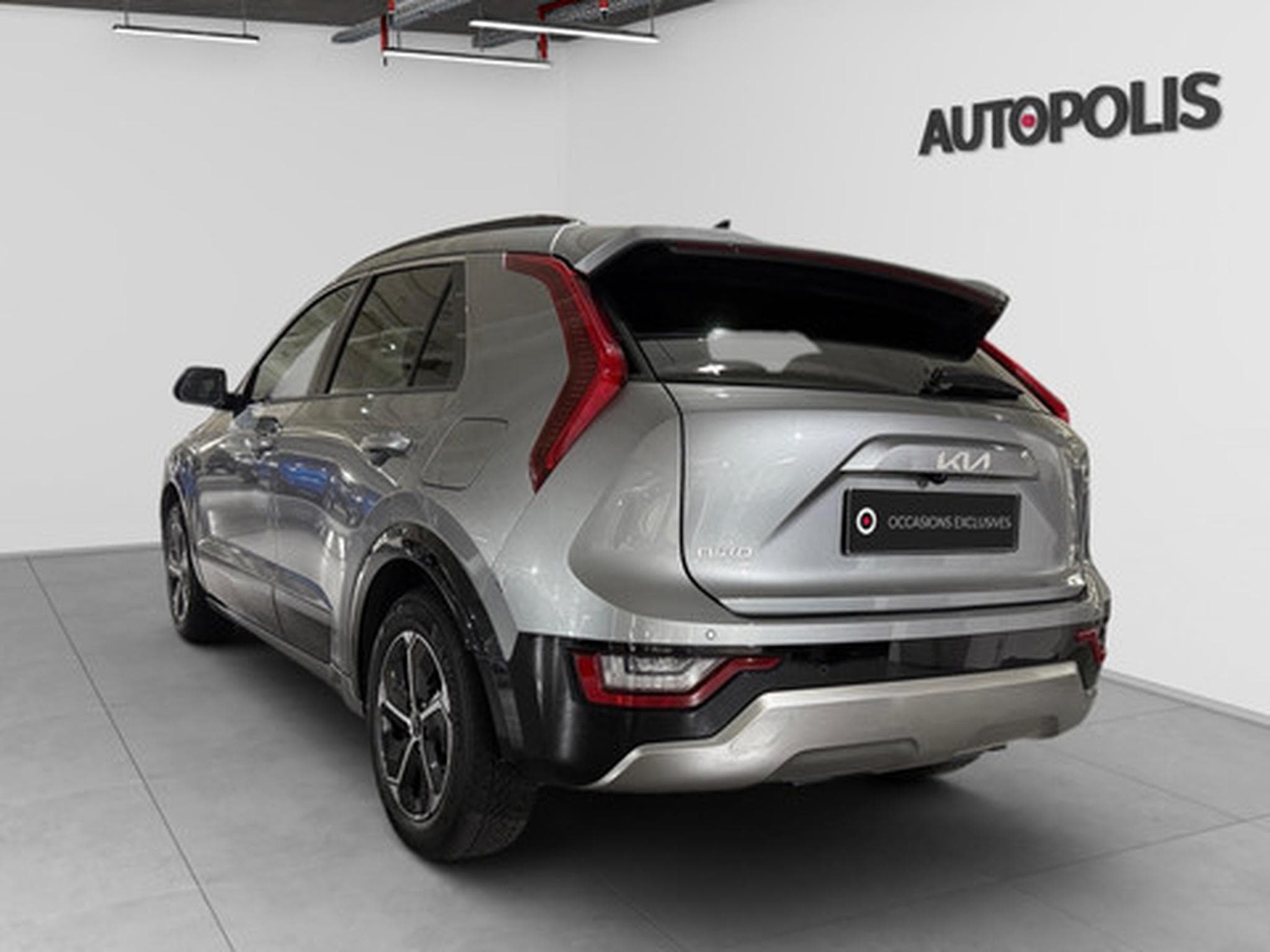 Kia Niro Pure 1.6 GDi PHEV 6DCT (2022) - Photo 19