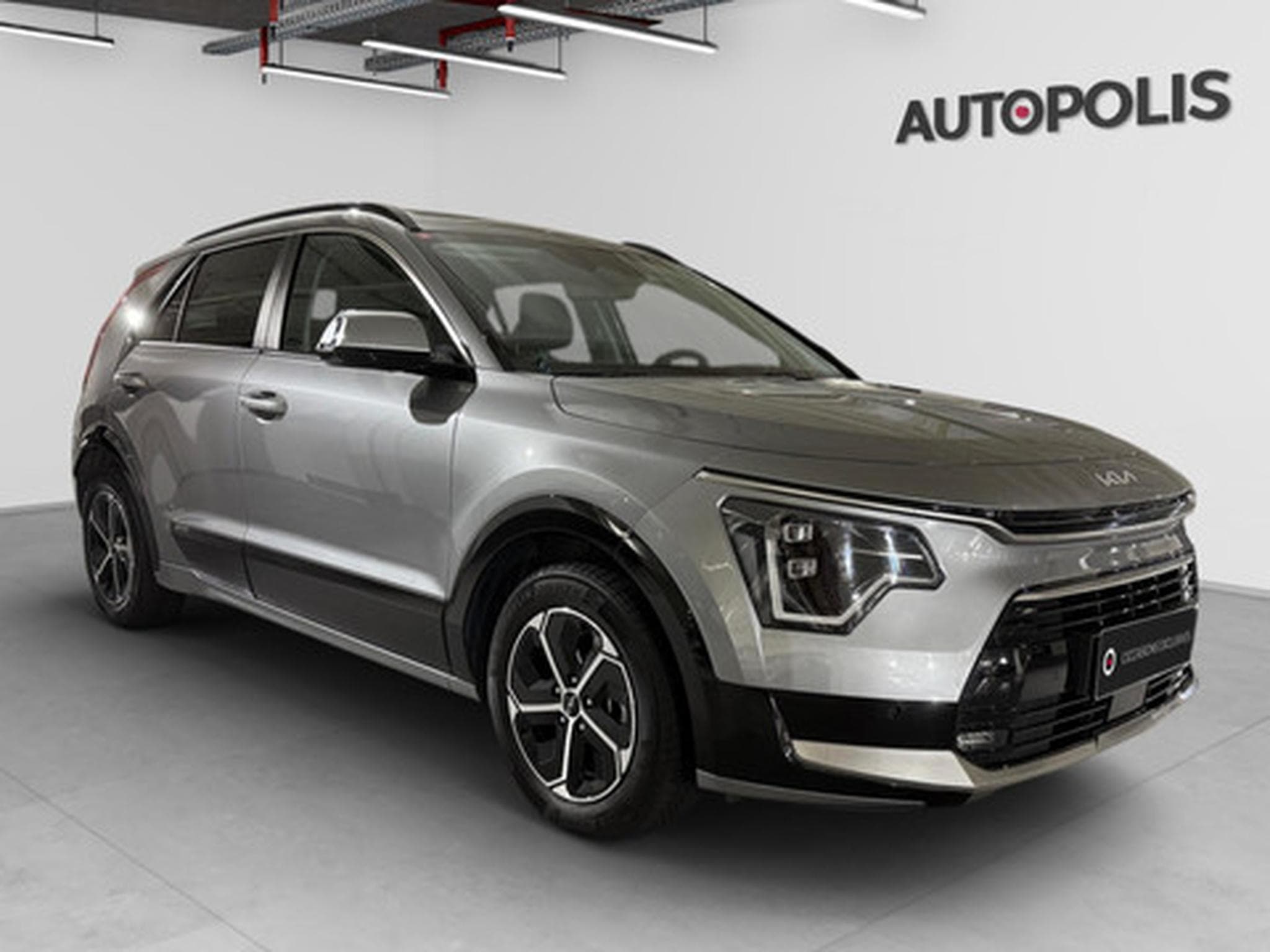 Kia Niro Pure 1.6 GDi PHEV 6DCT (2022) - Photo 20