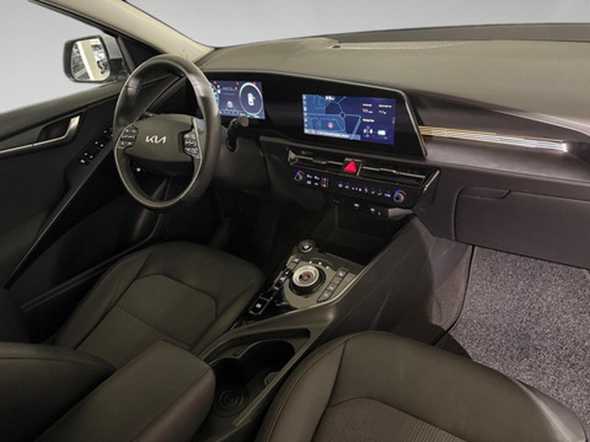 Kia Niro Pure 1.6 GDi PHEV 6DCT (2022) - Photo 7