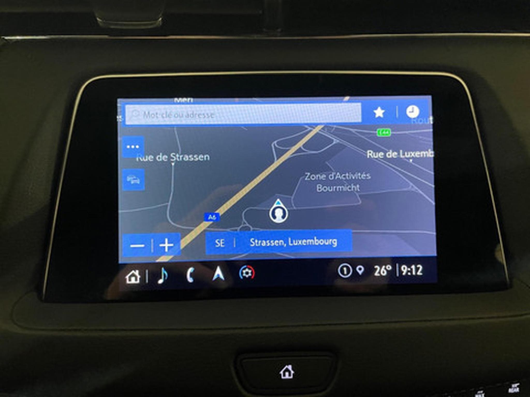 Cadillac XT4 2.0 350D Premium Luxury Auto. (2023) - Photo 3