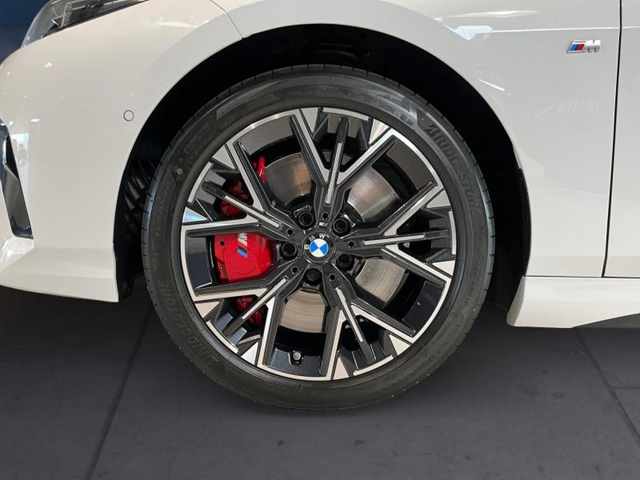 BMW 235 M235 xDrive Gran Coupé (2024) - Foto 10
