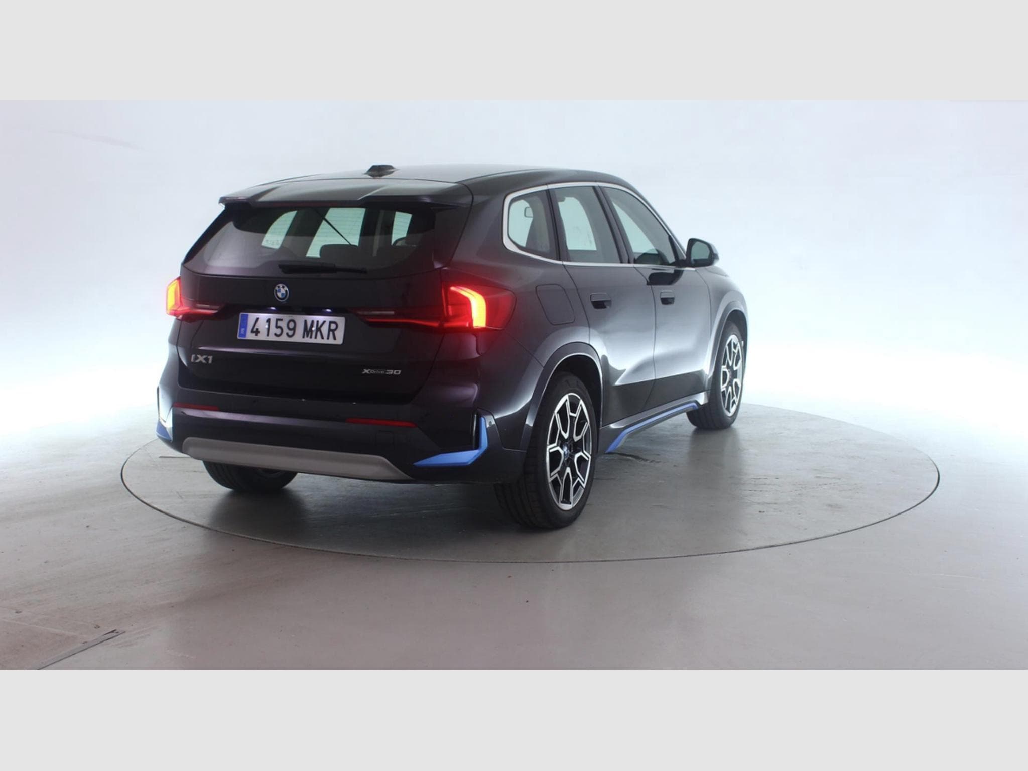Bmw iX1 xDrive30 (2023) - Foto 3