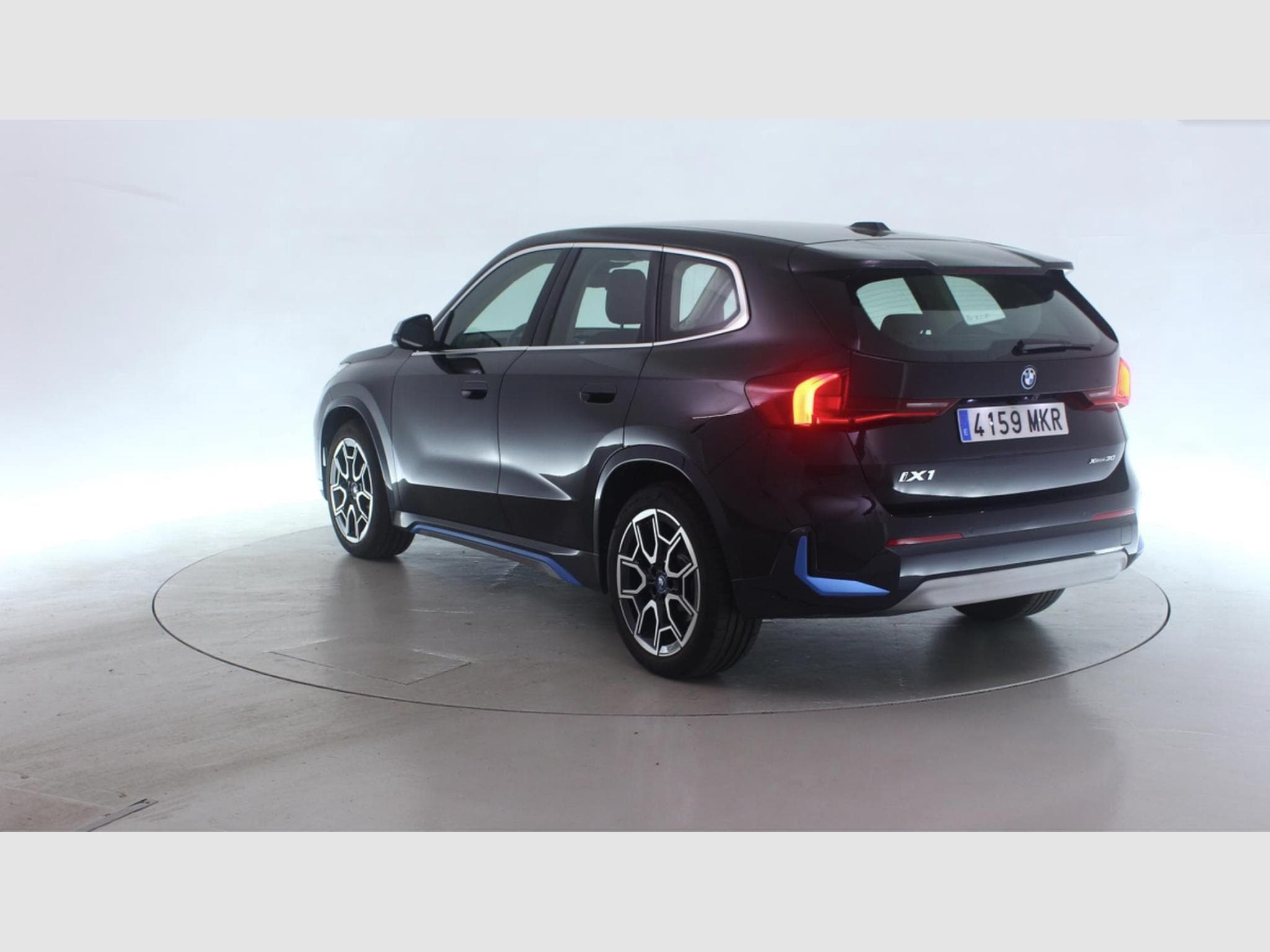 Bmw iX1 xDrive30 (2023) - Foto 4