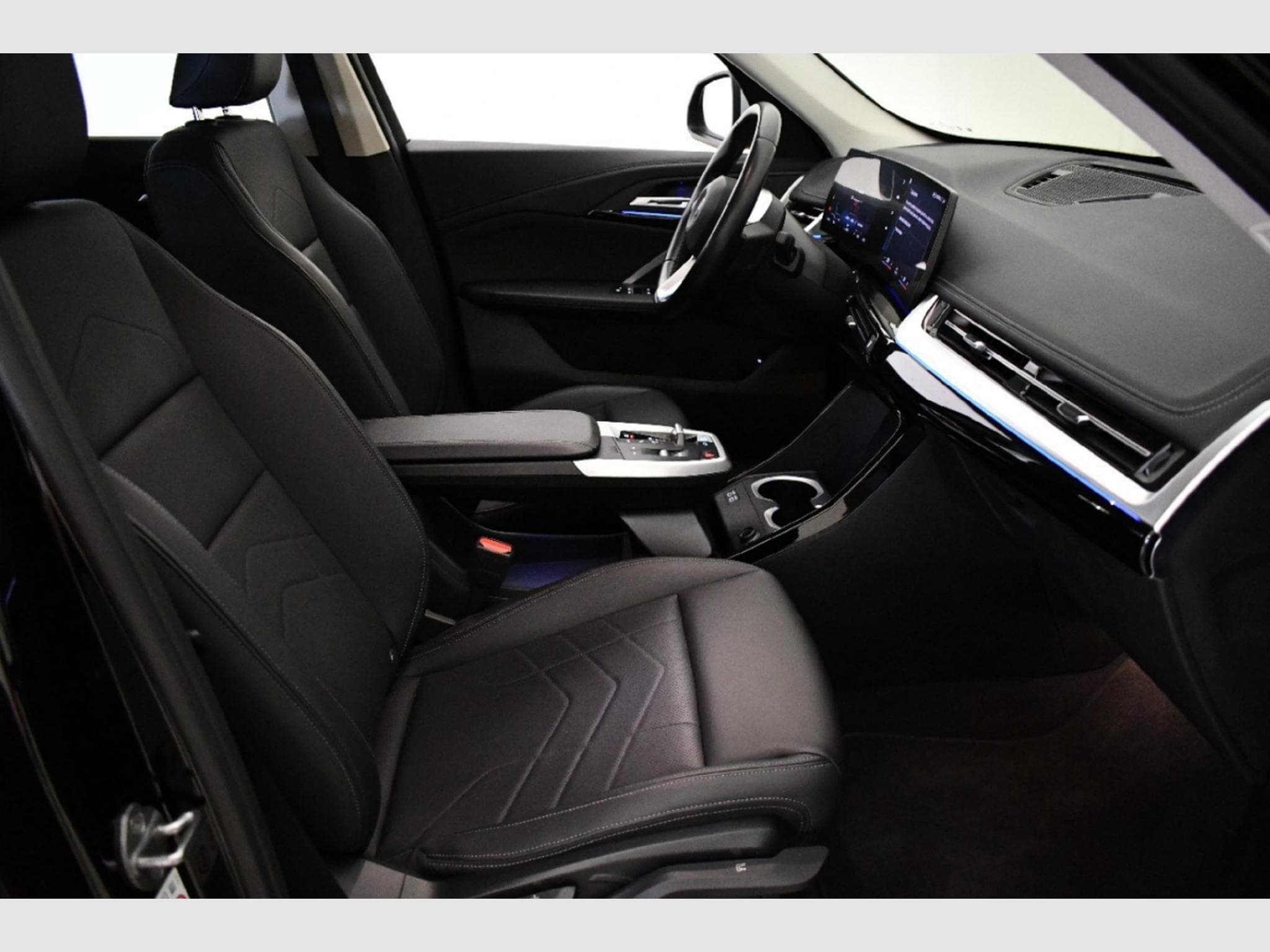 Bmw iX1 xDrive30 (2023) - Foto 7
