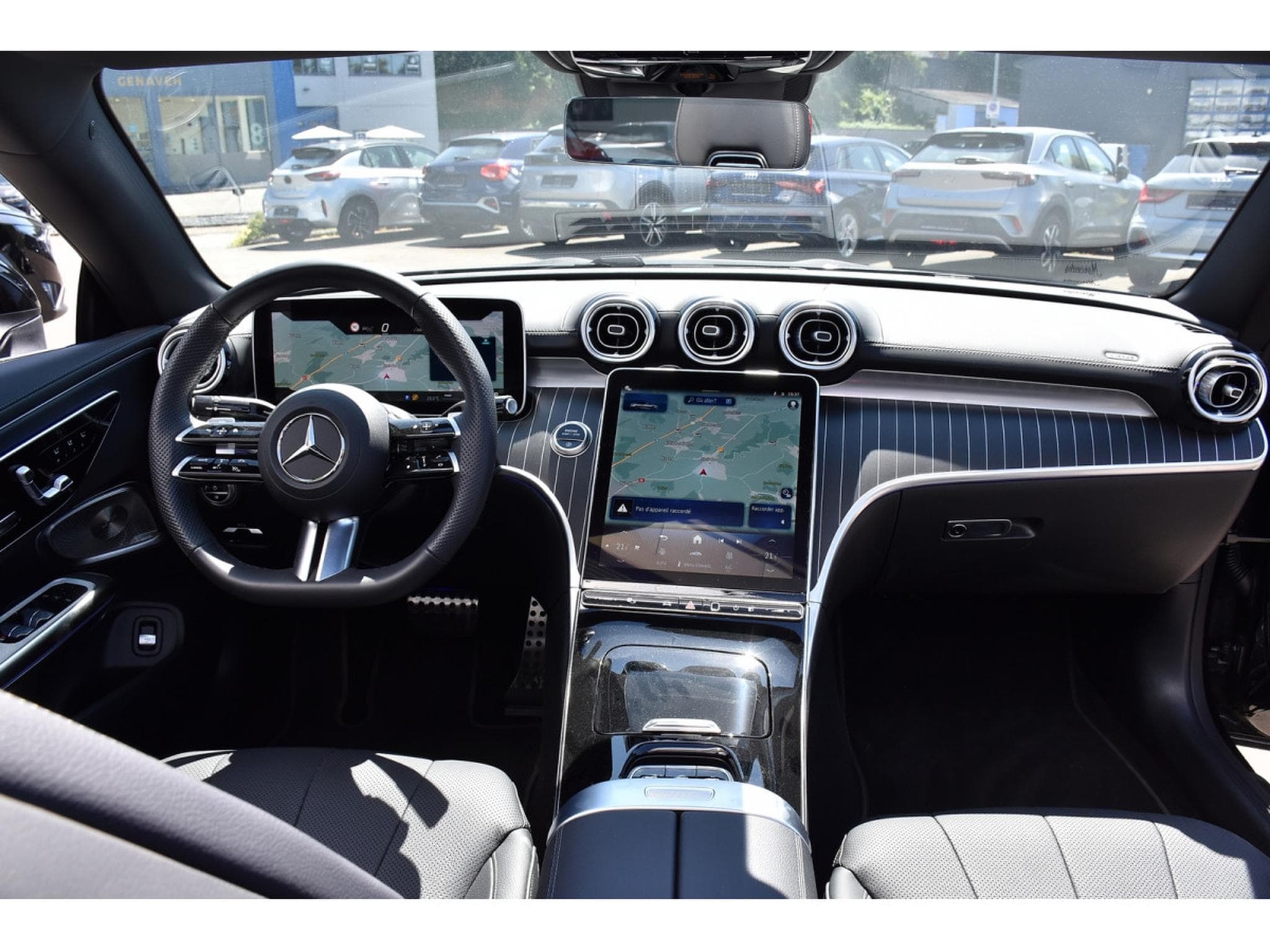 Mercedes CLE 200 AMG Line 9G-Tronic MEMO SG VENT DISTR CAM360 SIDE AIRSCARF (2025) - Photo 11