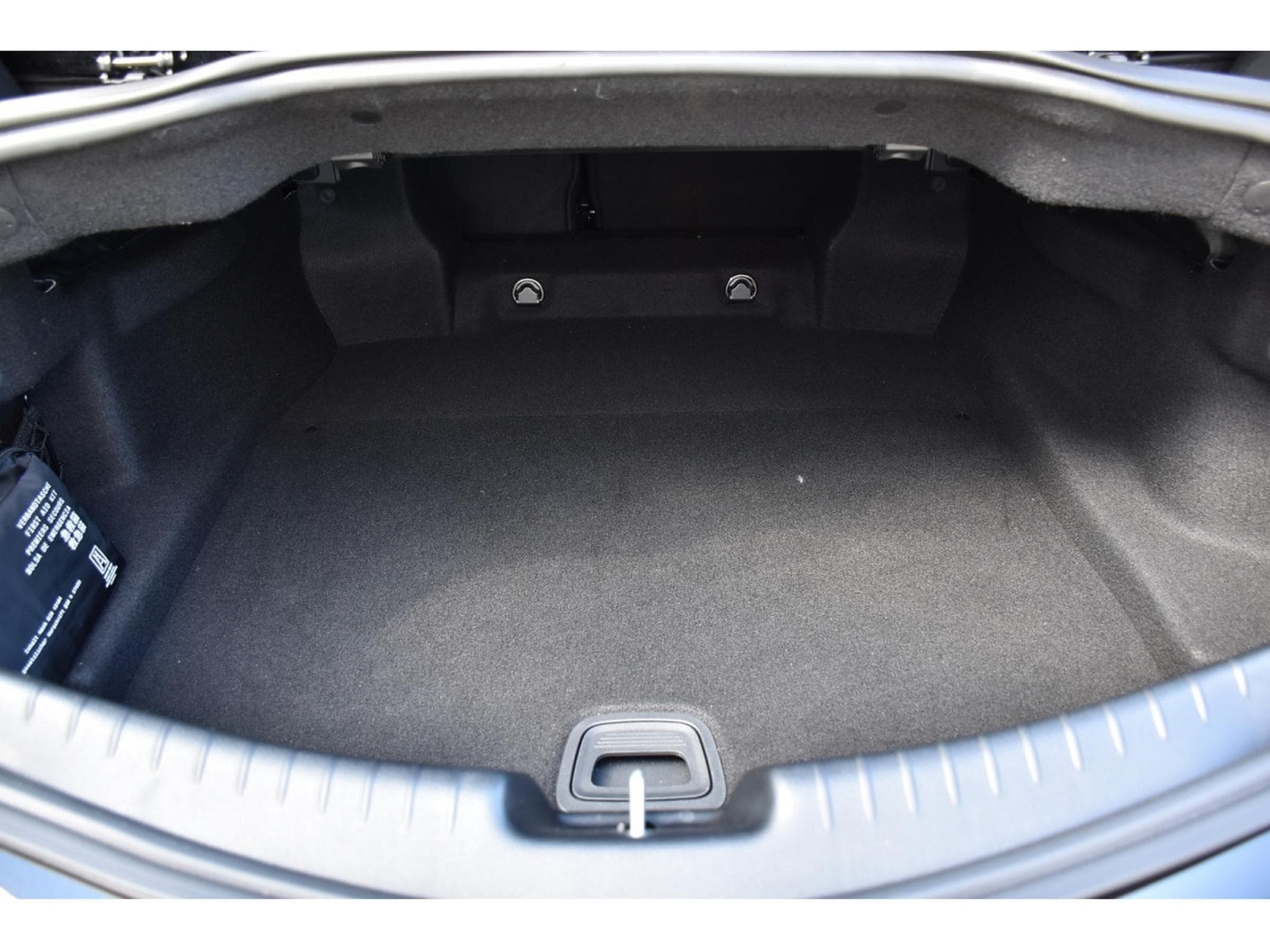 Mercedes CLE 200 AMG Line 9G-Tronic MEMO SG VENT DISTR CAM360 SIDE AIRSCARF (2025) - Photo 25