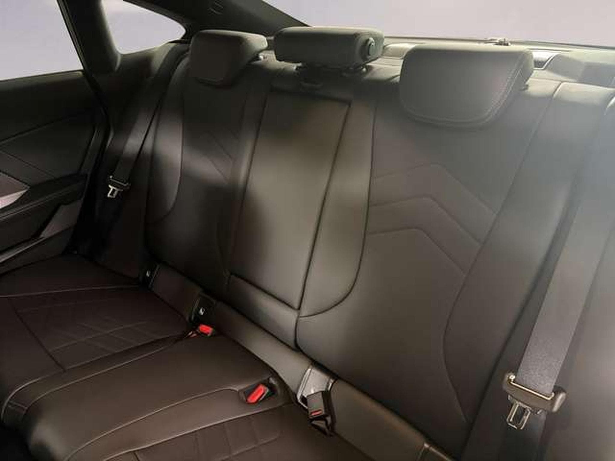 BMW 220 d Head-Up HK HiFi DAB LED RFK (2025) - Foto 9