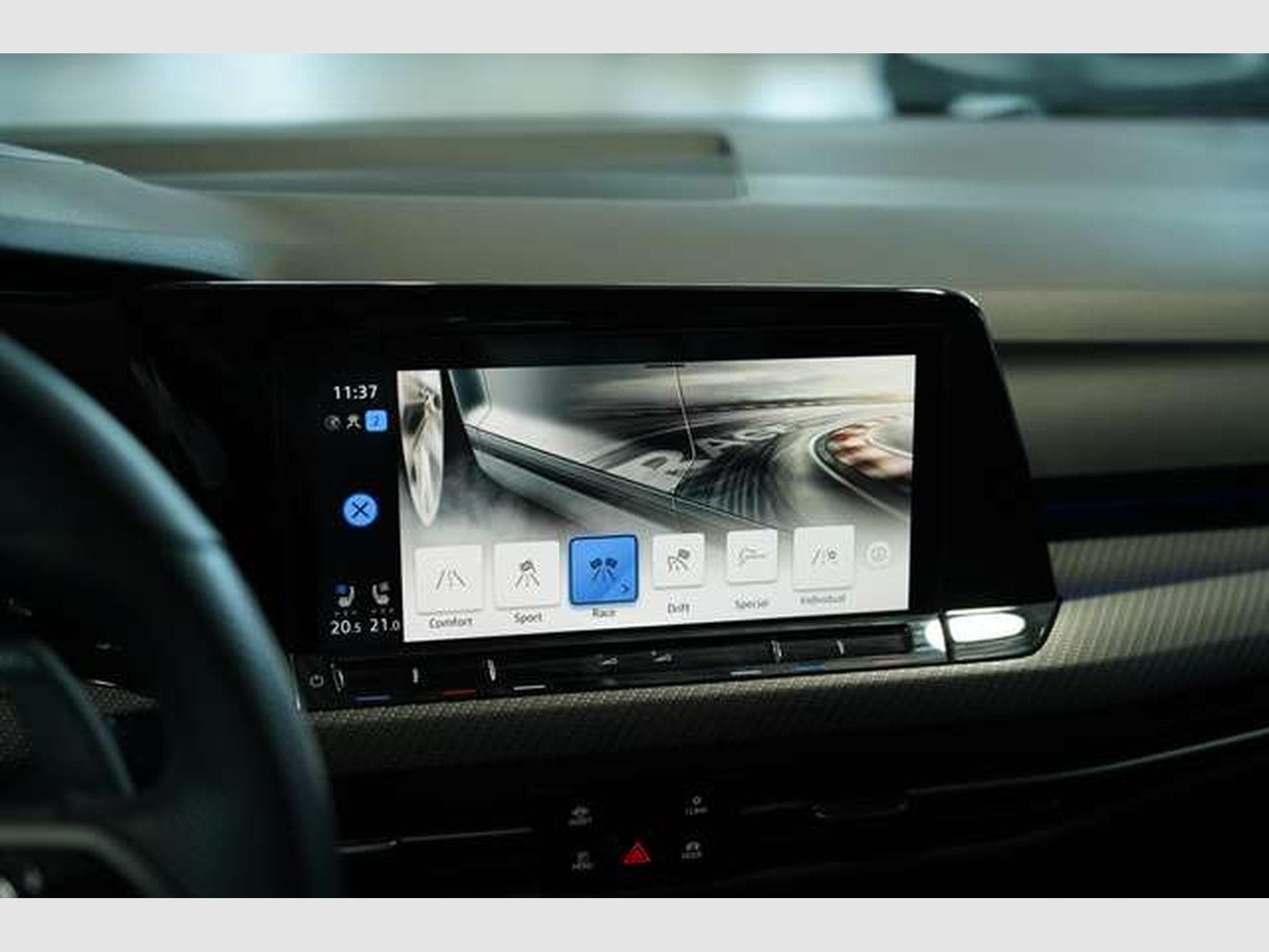 VW Golf R 4M Performance *2.H *19 *AKRA *HUD *Pano (2021) - Photo 35