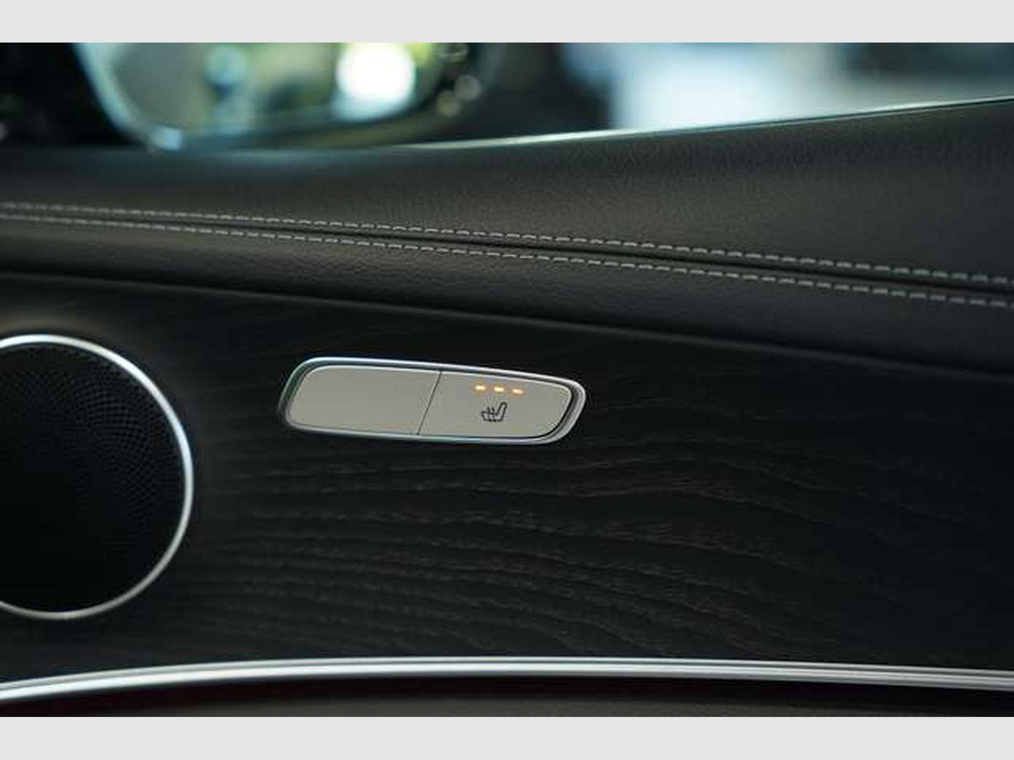Mercedes E 300 d T 4M AMG Line *2.H *19 *GSD *AHK *MwSt. (2021) - Photo 17