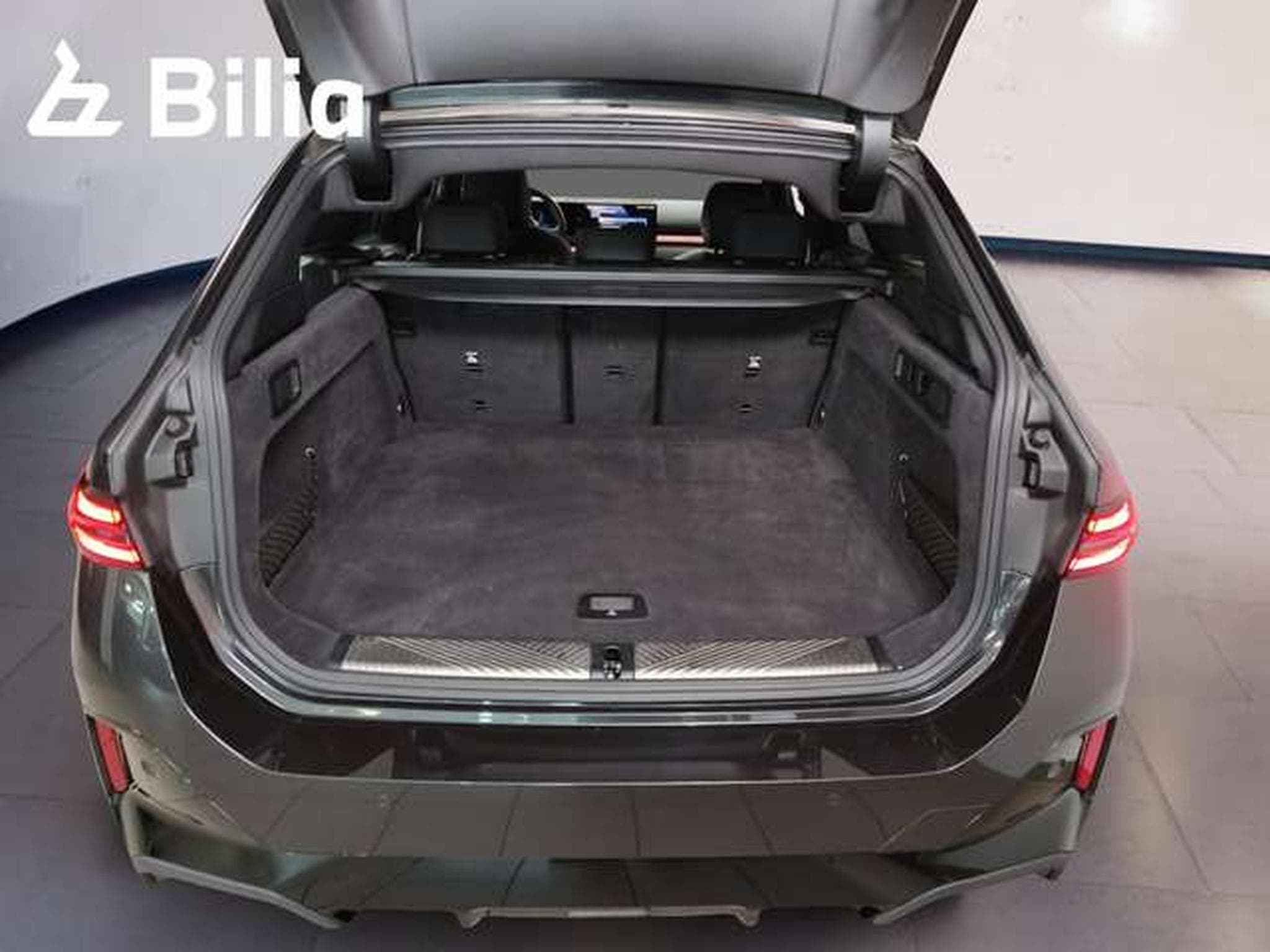BMW 520 i HK HiFi DAB LED Pano.Dach (2025) - Foto 9