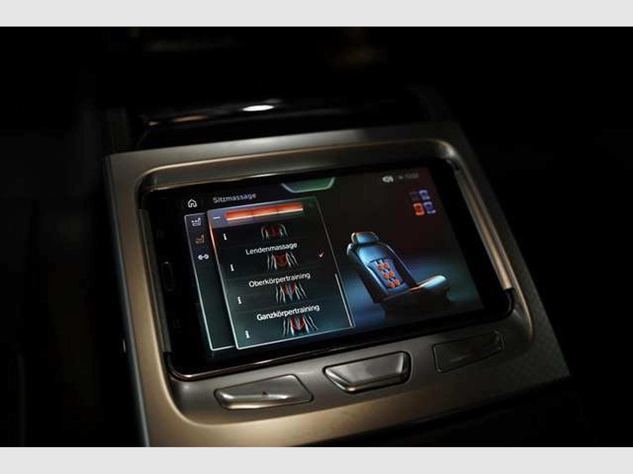 BMW 750 i xDrive M Sportpaket*20 *B&W *GSD *S-AGA (2015) - Photo 23