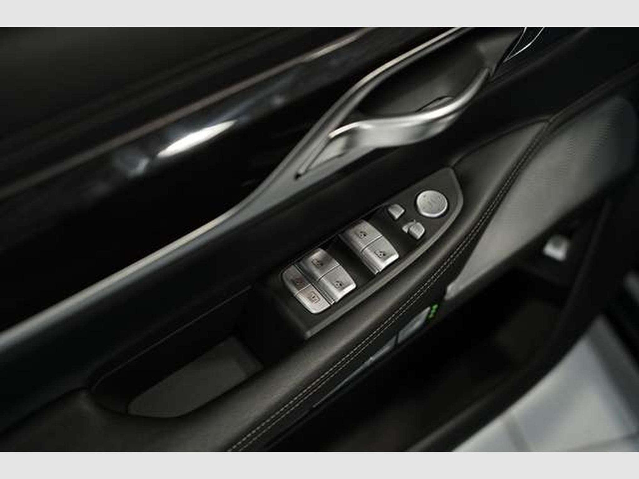 BMW 750 i xDrive M Sportpaket*20 *B&W *GSD *S-AGA (2015) - Photo 27