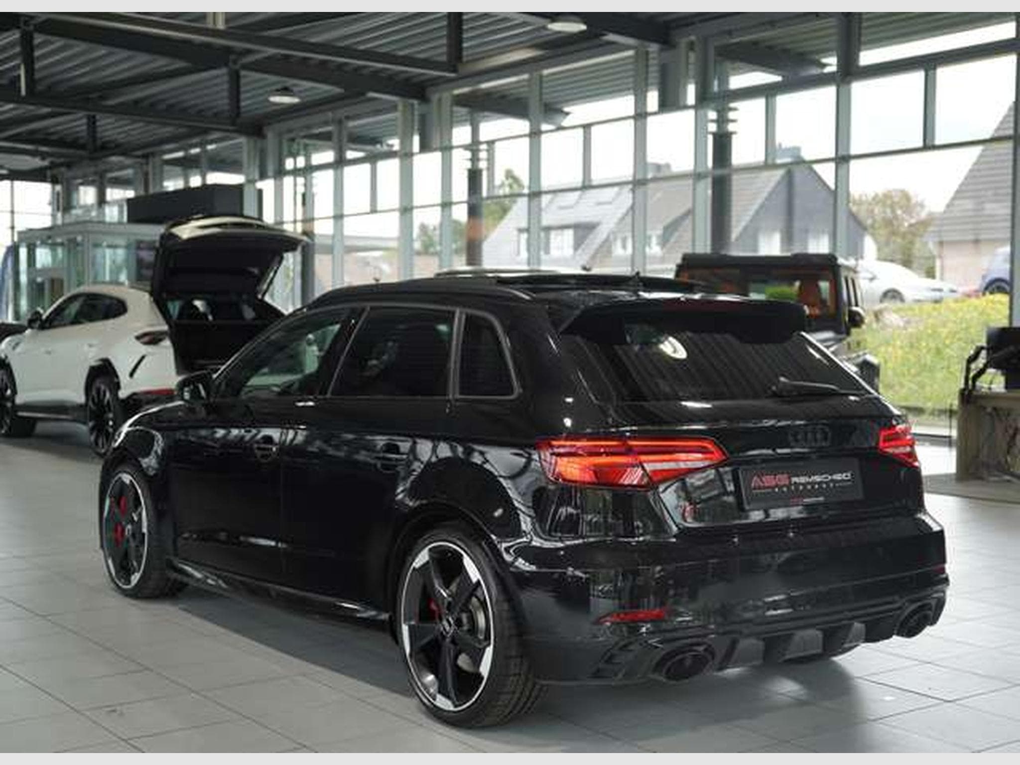 Audi RS3 2.5 TFSI quattro*Schale*Pano*RS-AGA*1H*B&O* (2019) - Photo 11