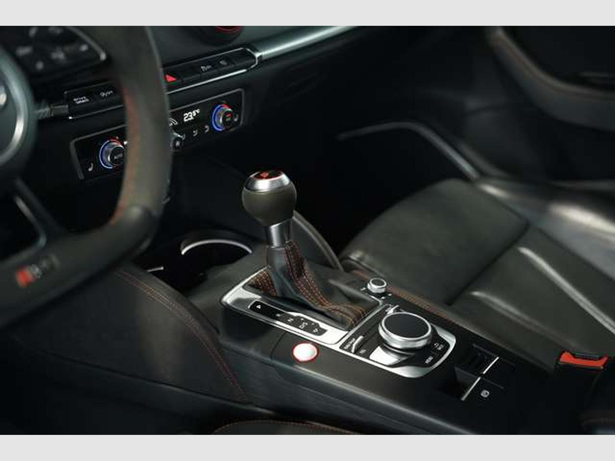 Audi RS3 2.5 TFSI quattro*Schale*Pano*RS-AGA*1H*B&O* (2019) - Photo 34