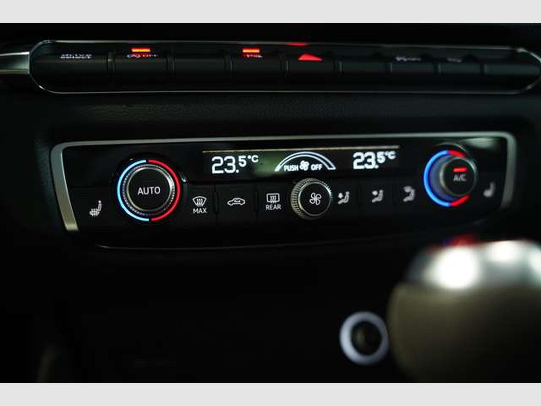 Audi RS3 2.5 TFSI quattro*Schale*Pano*RS-AGA*1H*B&O* (2019) - Photo 36
