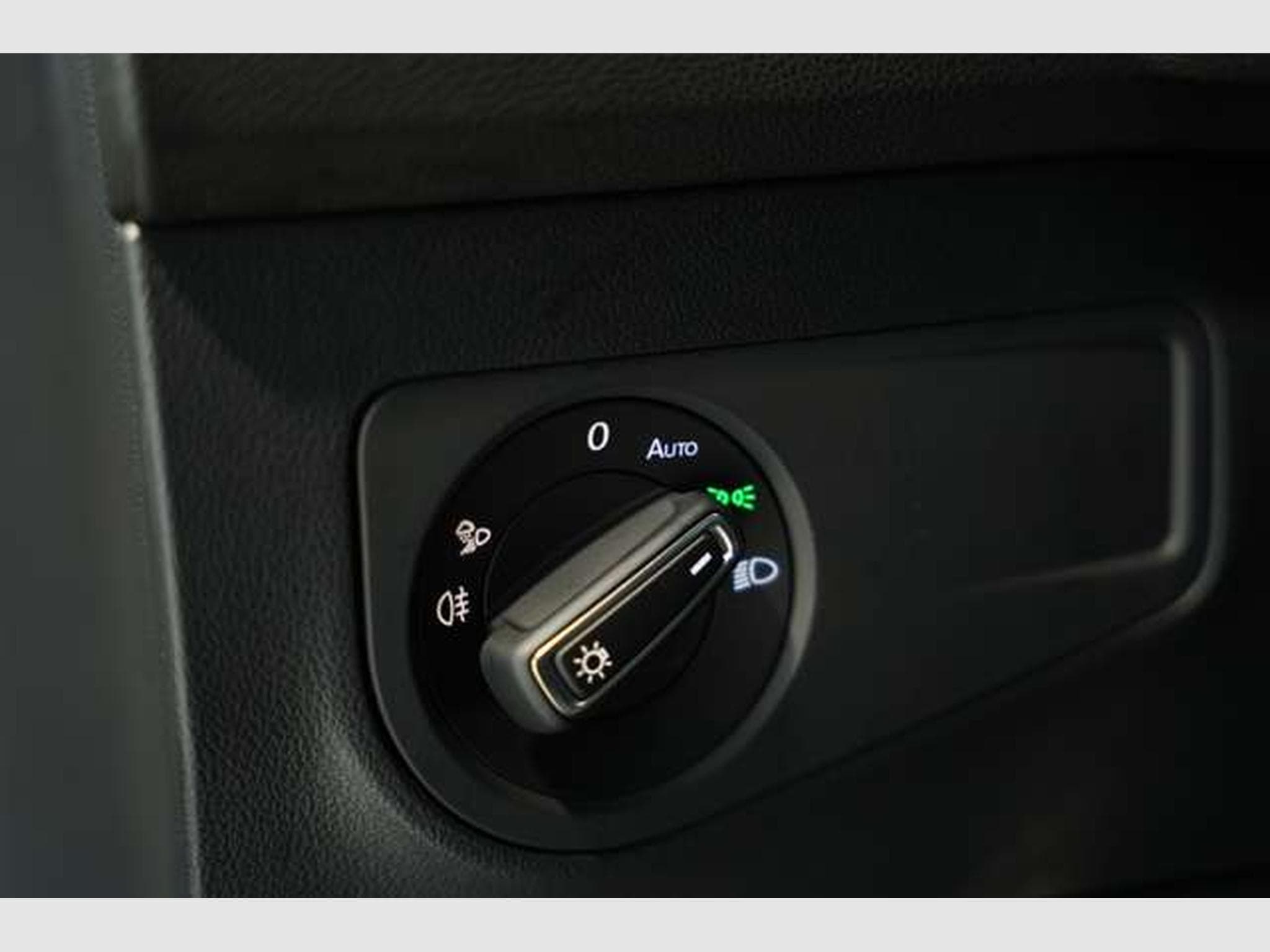 VW Tiguan R-Line 4M 2.H *20 *Pano *7-Sitz (2024) - Photo 29