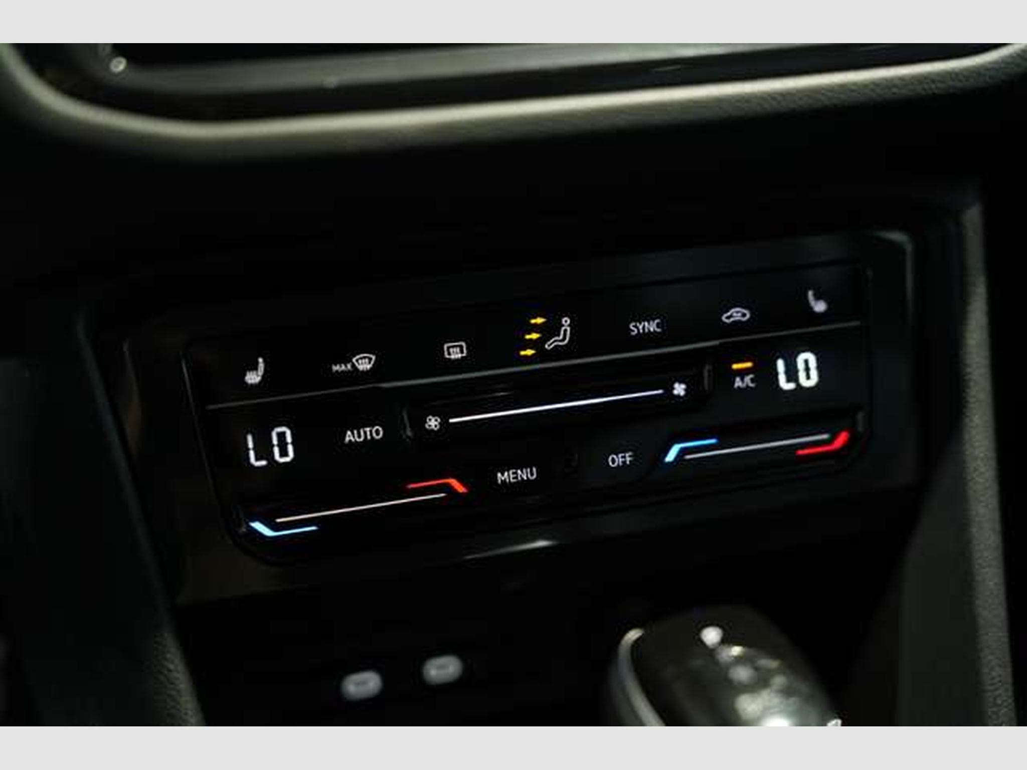 VW Tiguan R-Line 4M 2.H *20 *Pano *7-Sitz (2024) - Photo 35