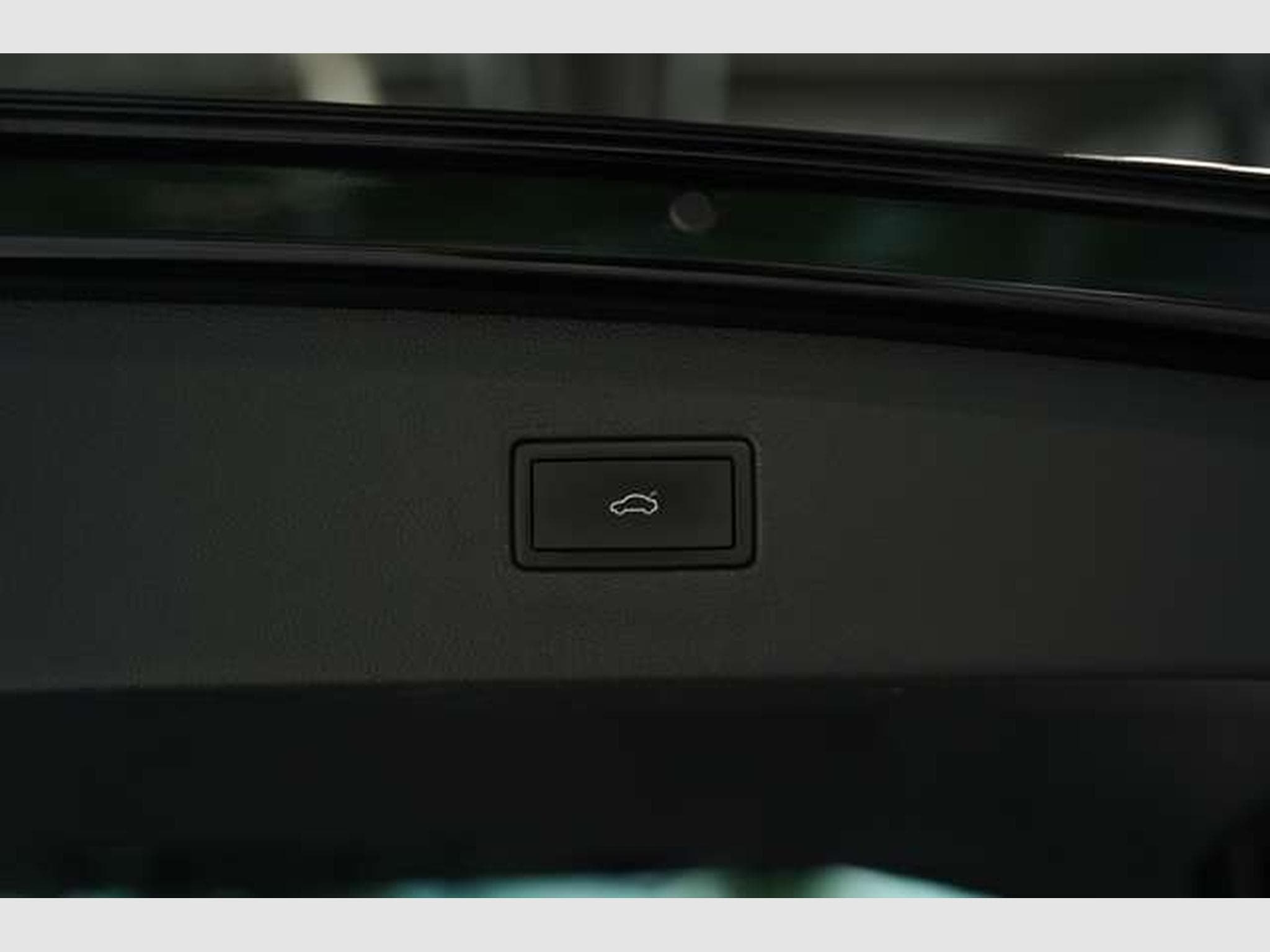 VW Tiguan R-Line 4M 2.H *20 *Pano *7-Sitz (2024) - Photo 45