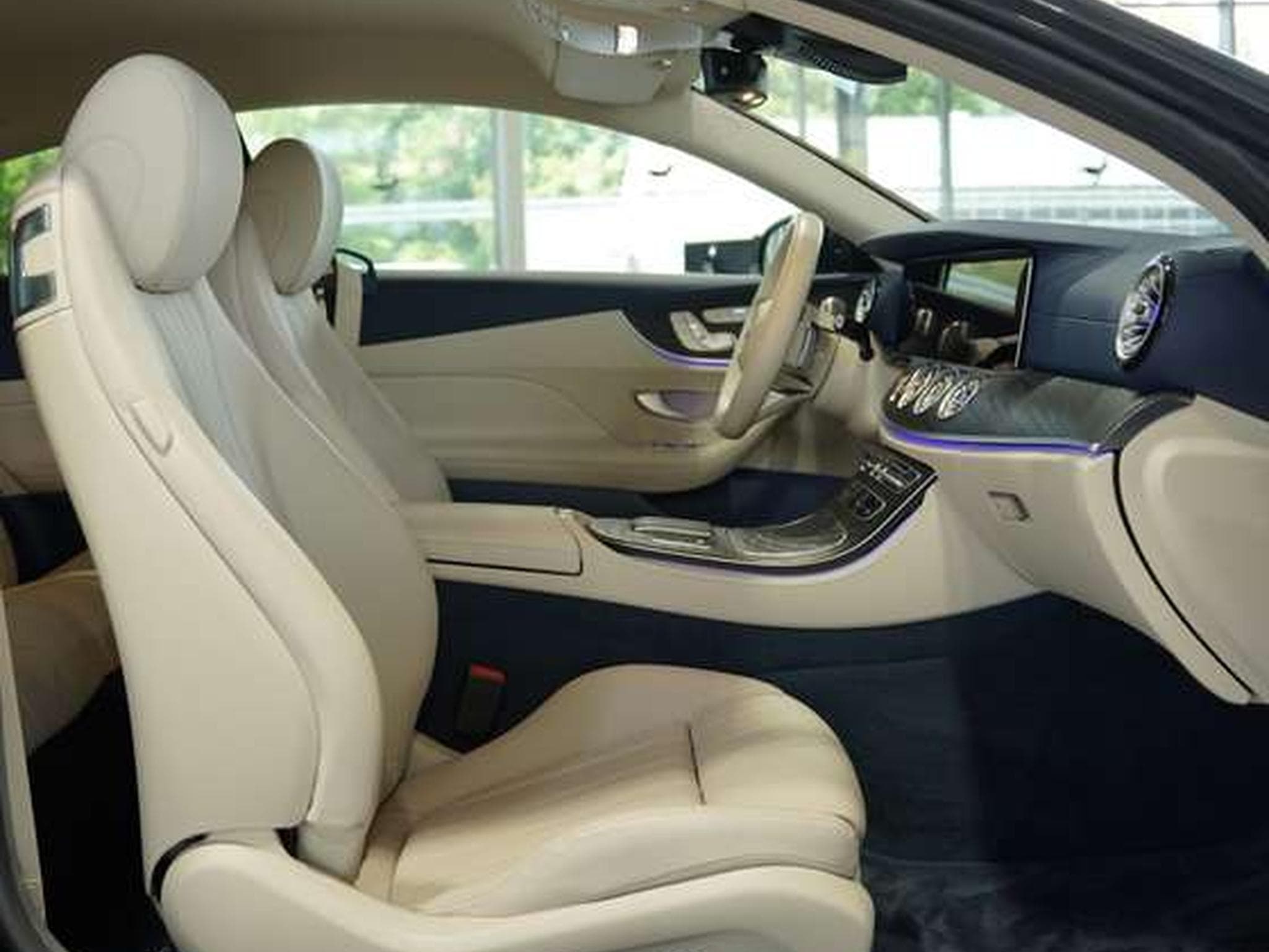 Mercedes E 300 Coupé AMG Line *BURM *LUFT *Night *Memory (2021) - Photo 15