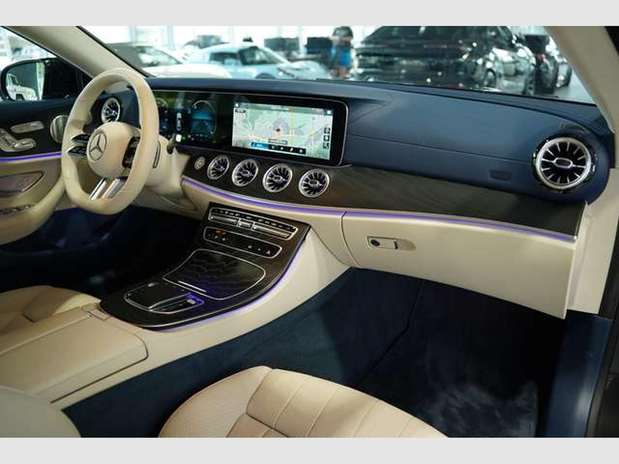 Mercedes E 300 Coupé AMG Line *BURM *LUFT *Night *Memory (2021) - Photo 21