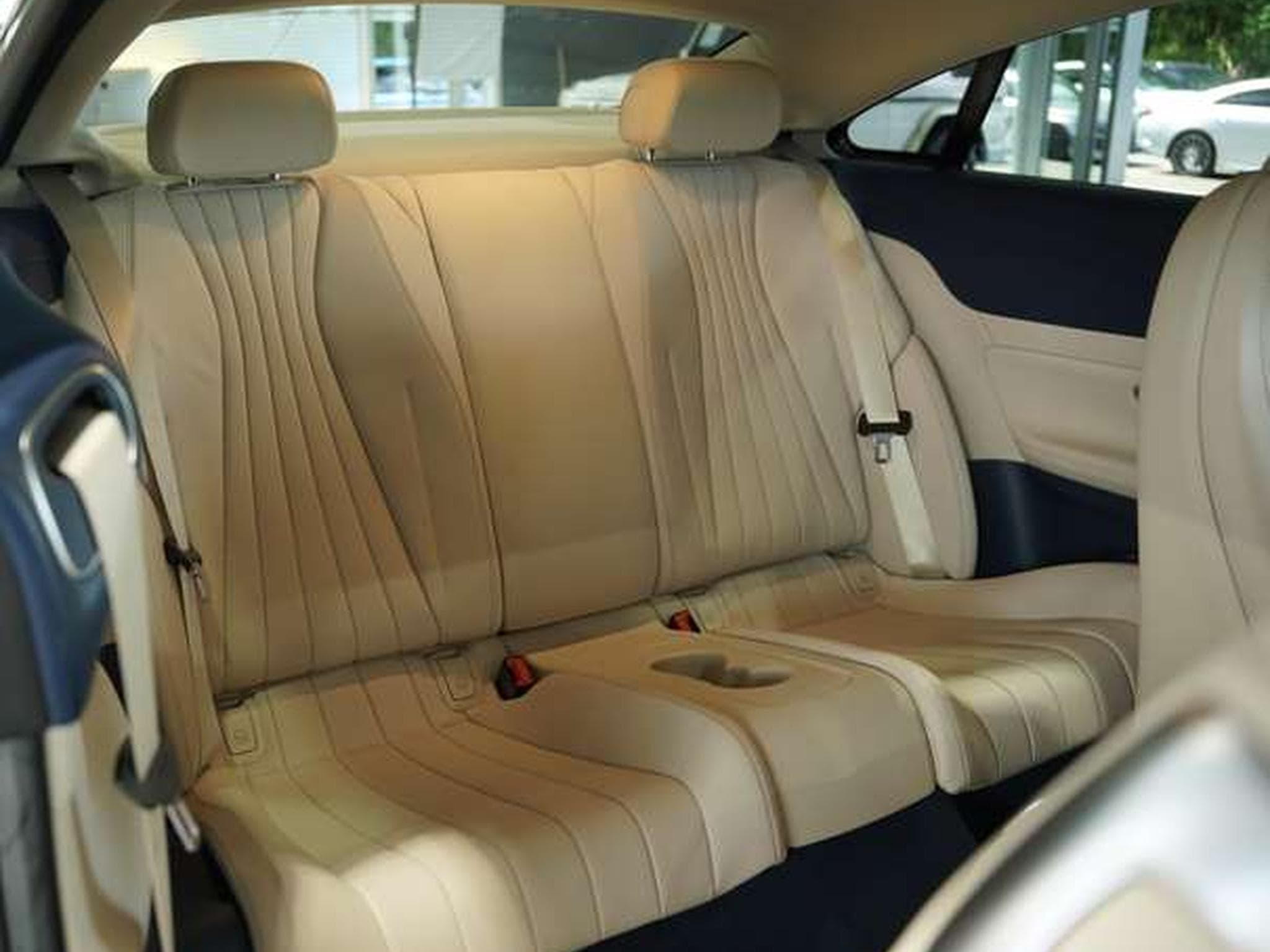 Mercedes E 300 Coupé AMG Line *BURM *LUFT *Night *Memory (2021) - Photo 24