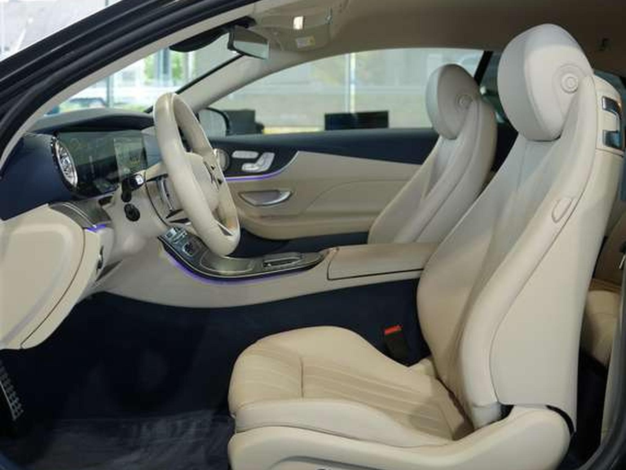 Mercedes E 300 Coupé AMG Line *BURM *LUFT *Night *Memory (2021) - Photo 25