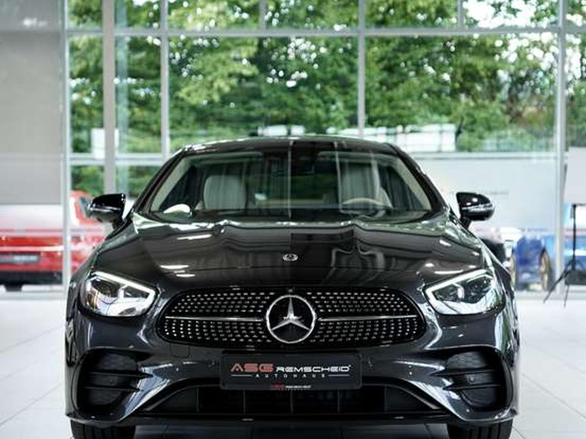 Mercedes E 300 Coupé AMG Line *BURM *LUFT *Night *Memory (2021) - Photo 4