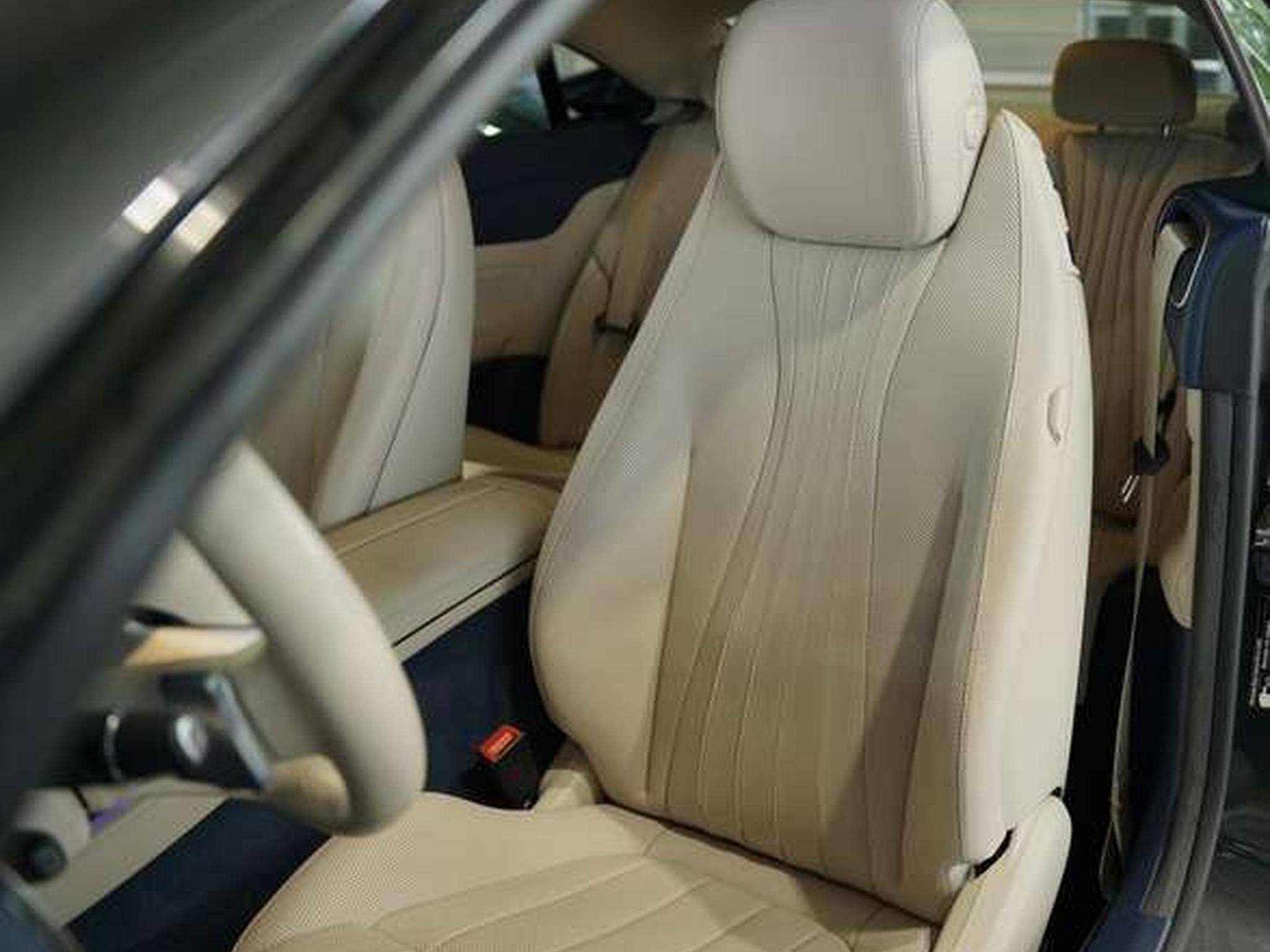 Mercedes E 300 Coupé AMG Line *BURM *LUFT *Night *Memory (2021) - Photo 44