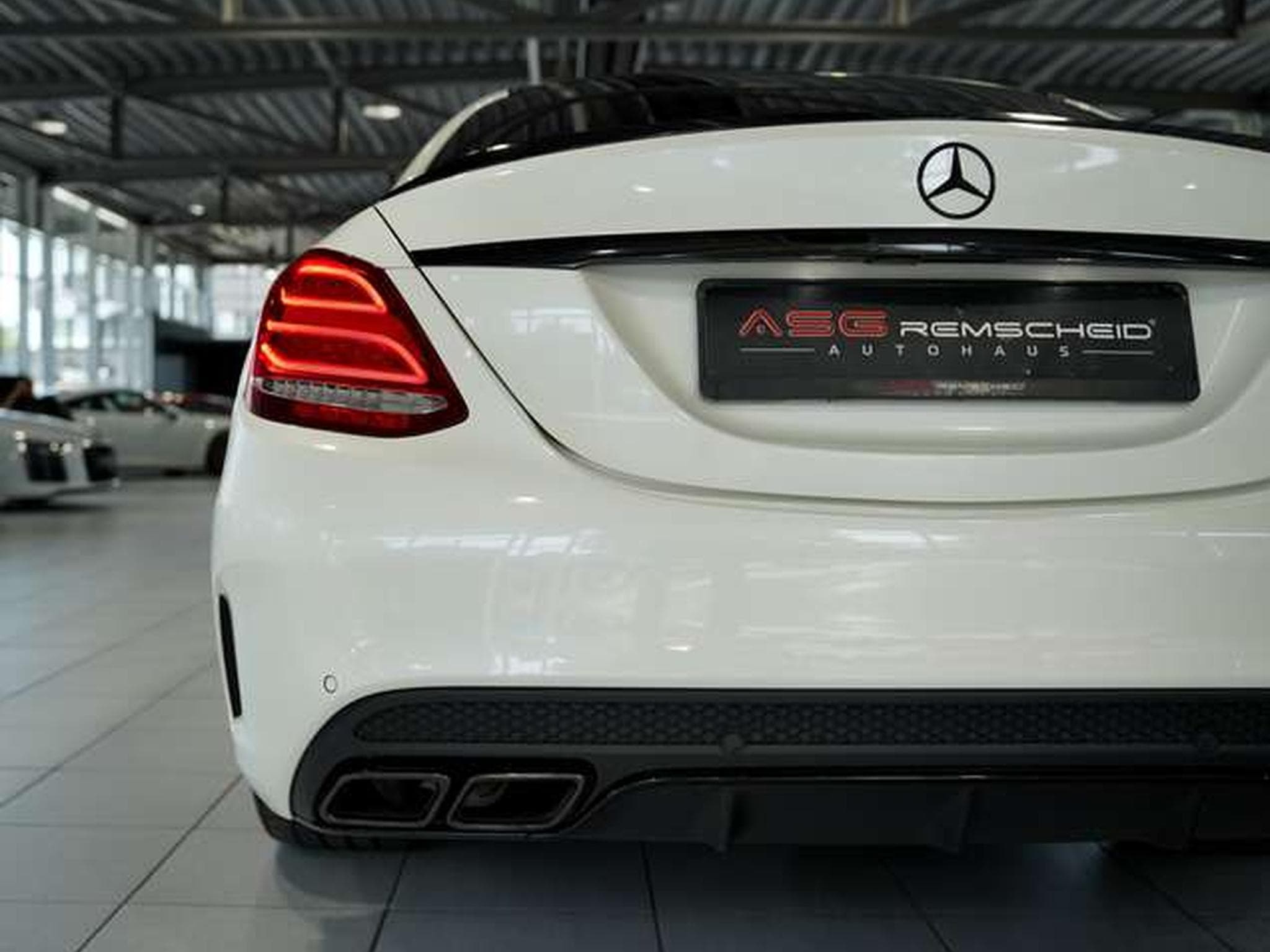 Mercedes C 63 AMG S Limousine *Perf-AGA *Perf-Sitze *Pano (2017) - Foto 13