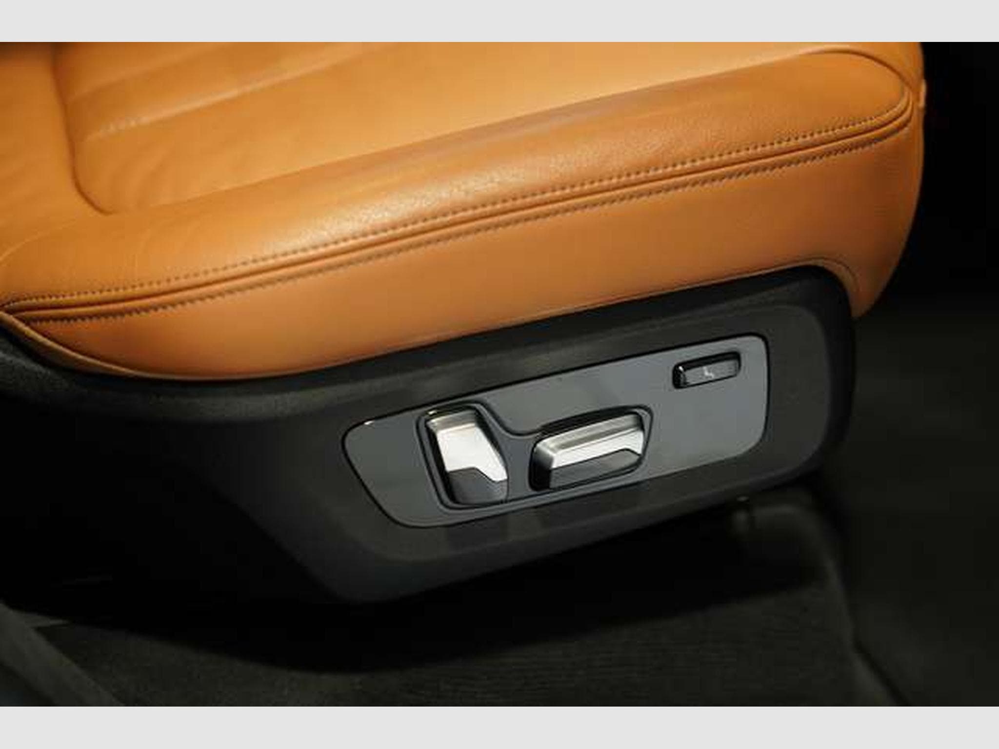 BMW X7 M d 1.Hand *ACC *HUD *AHK *H&K *Memory (2019) - Photo 21
