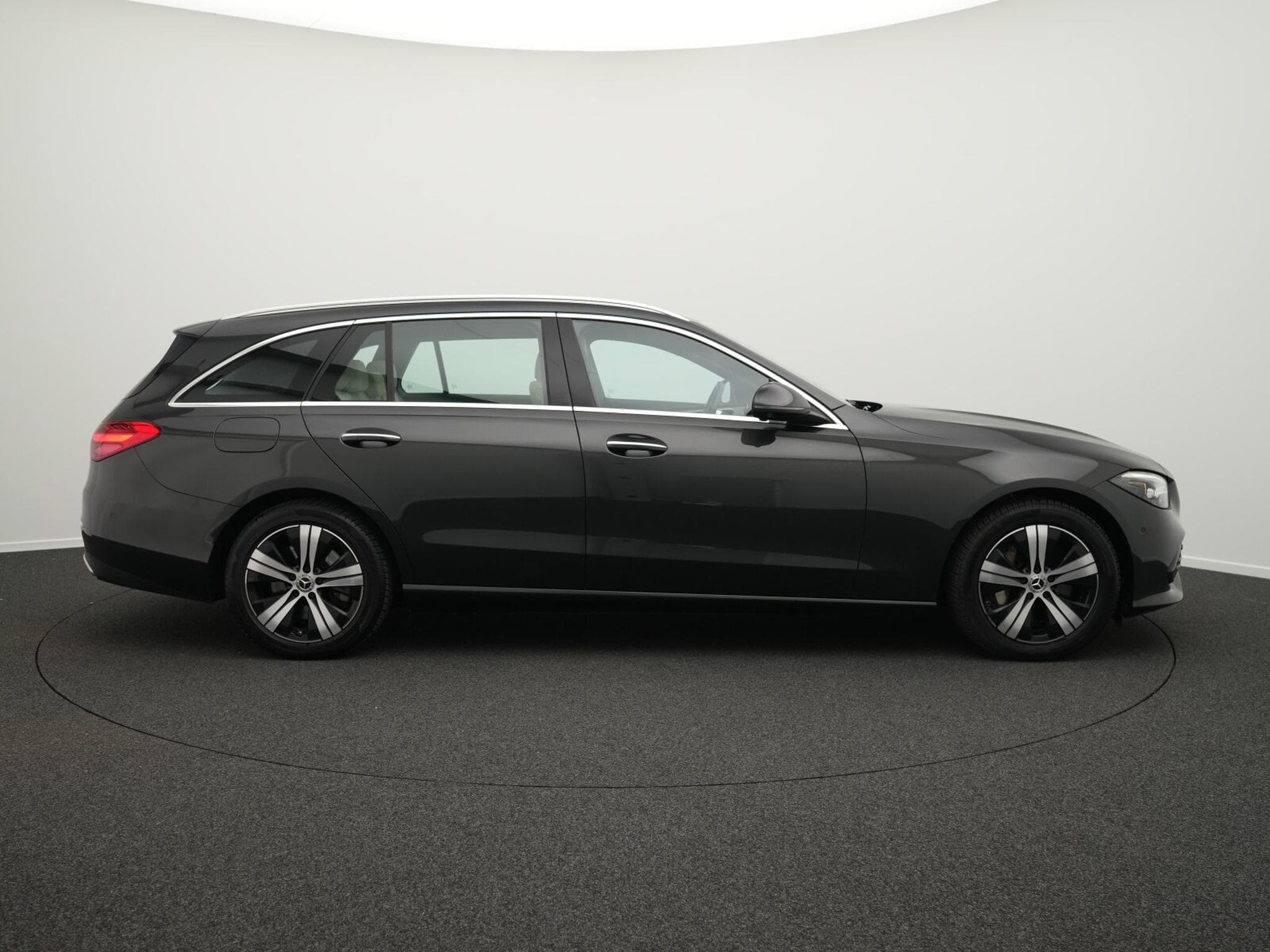 Mercedes C 300 e T Avantgarde Digital+Pano+360°+Apple (2023) - Foto 5