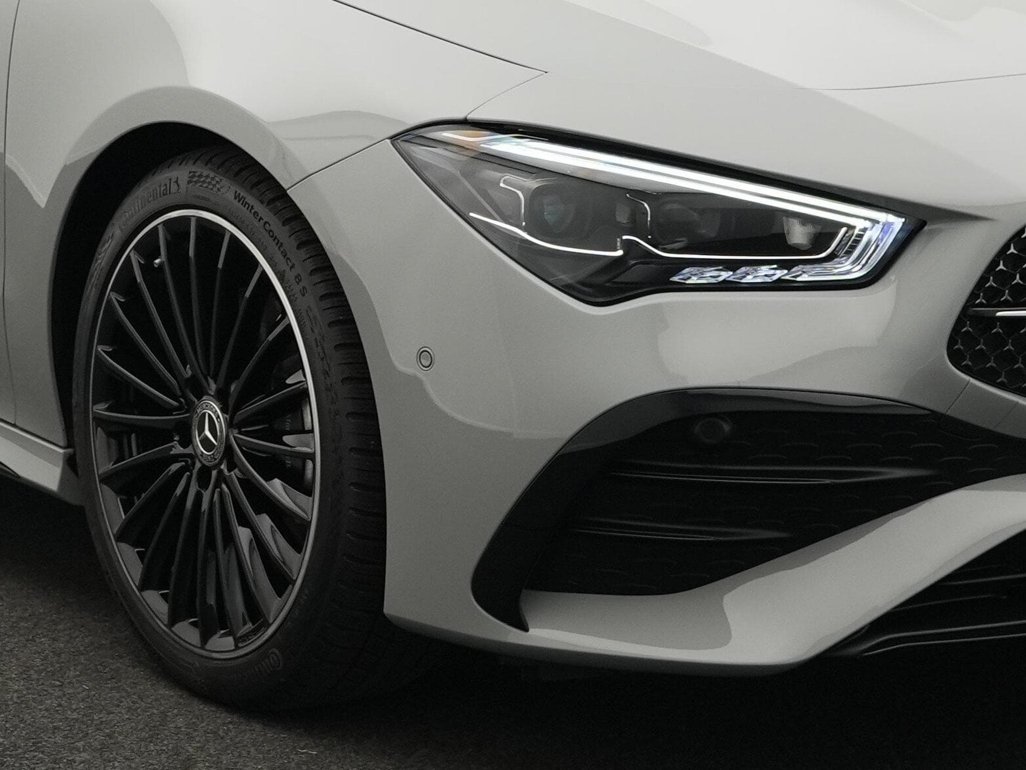 Mercedes CLA 200 AMG-Line Cpe Multi+Night+Kamera+19" (2025) - Foto 7