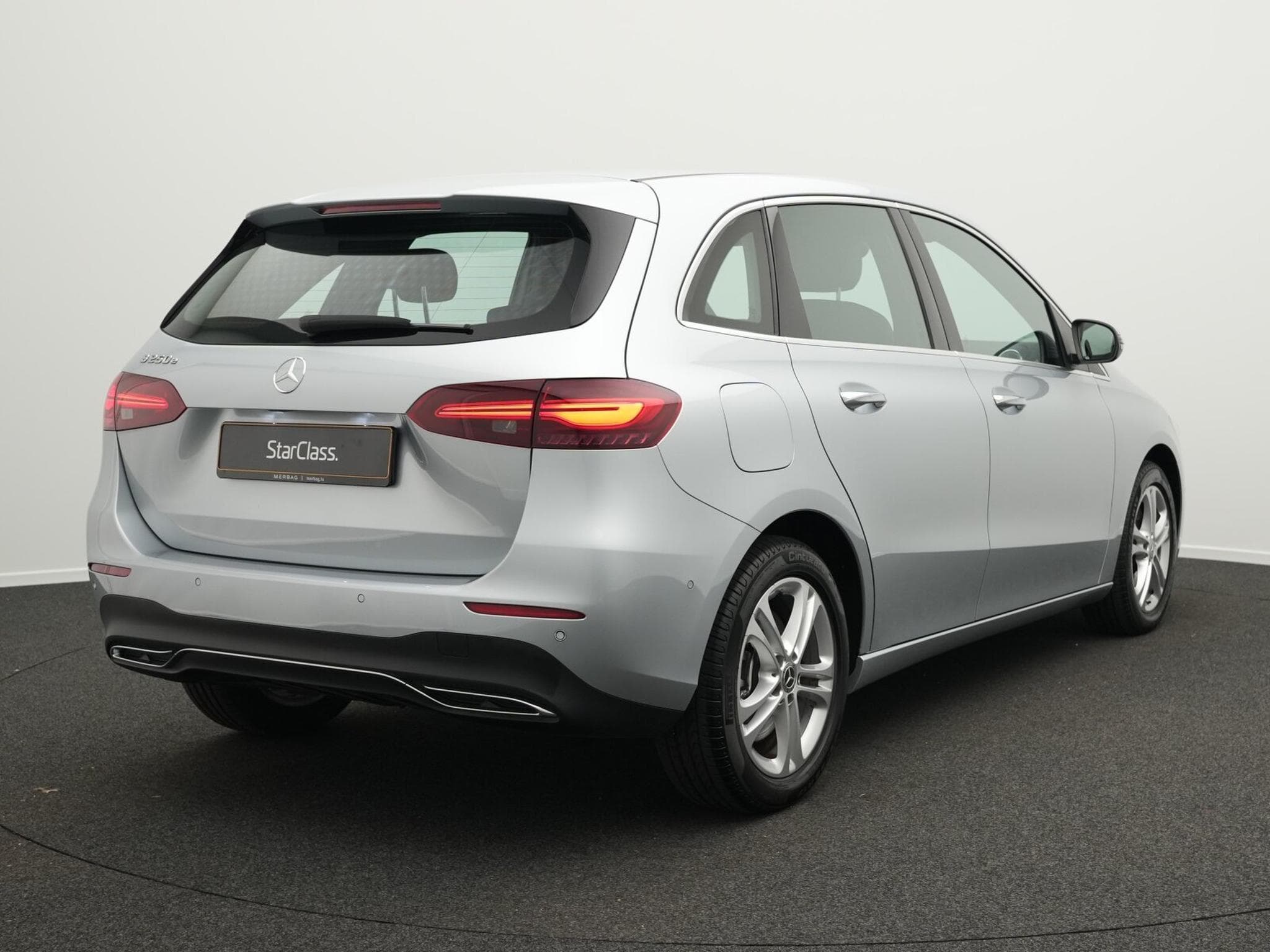 Mercedes B 250 e Progressive LED+Kamera+Keyless+AHK (2024) - Foto 3