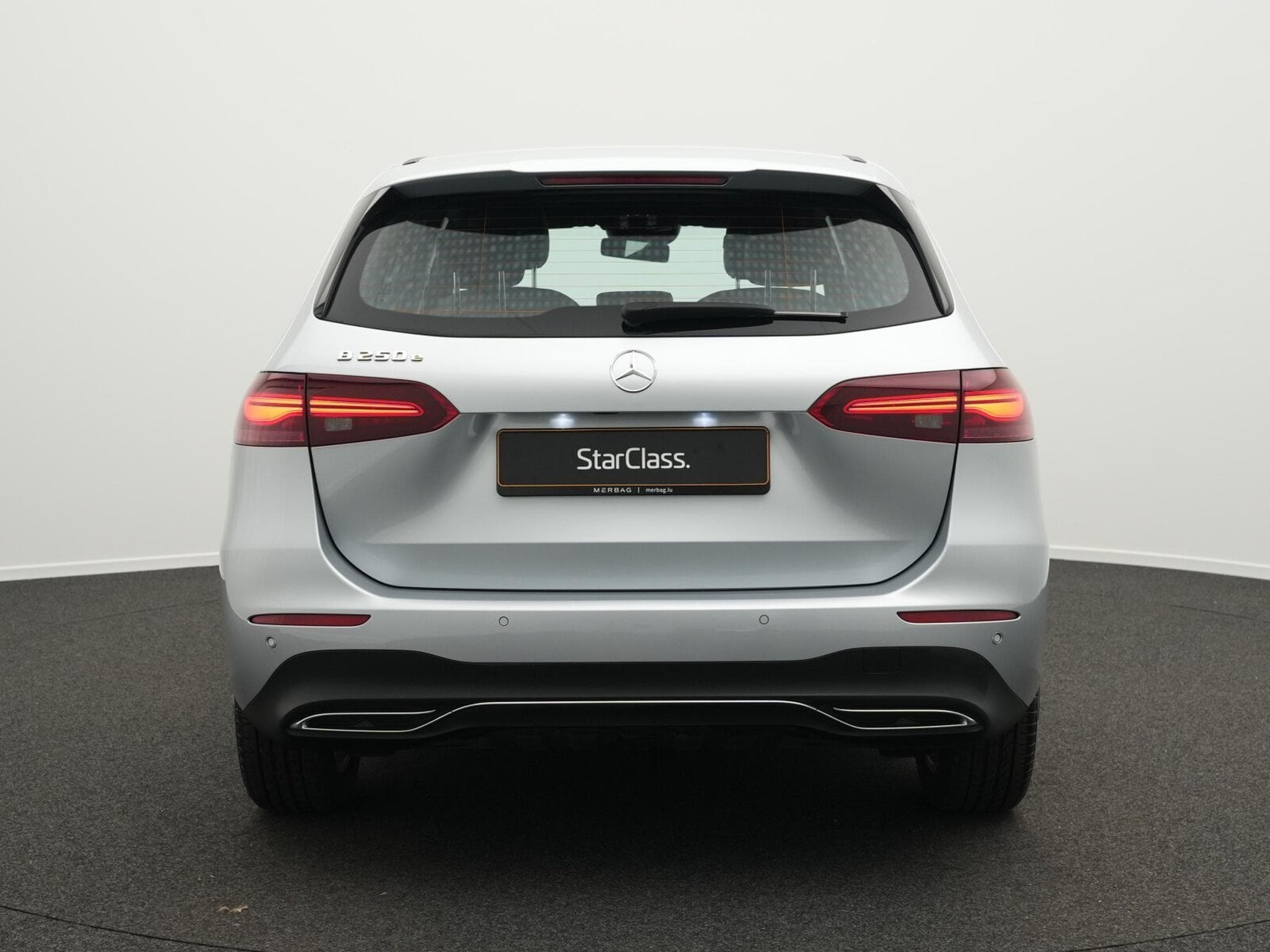 Mercedes B 250 e Progressive LED+Kamera+Keyless+AHK (2024) - Foto 4