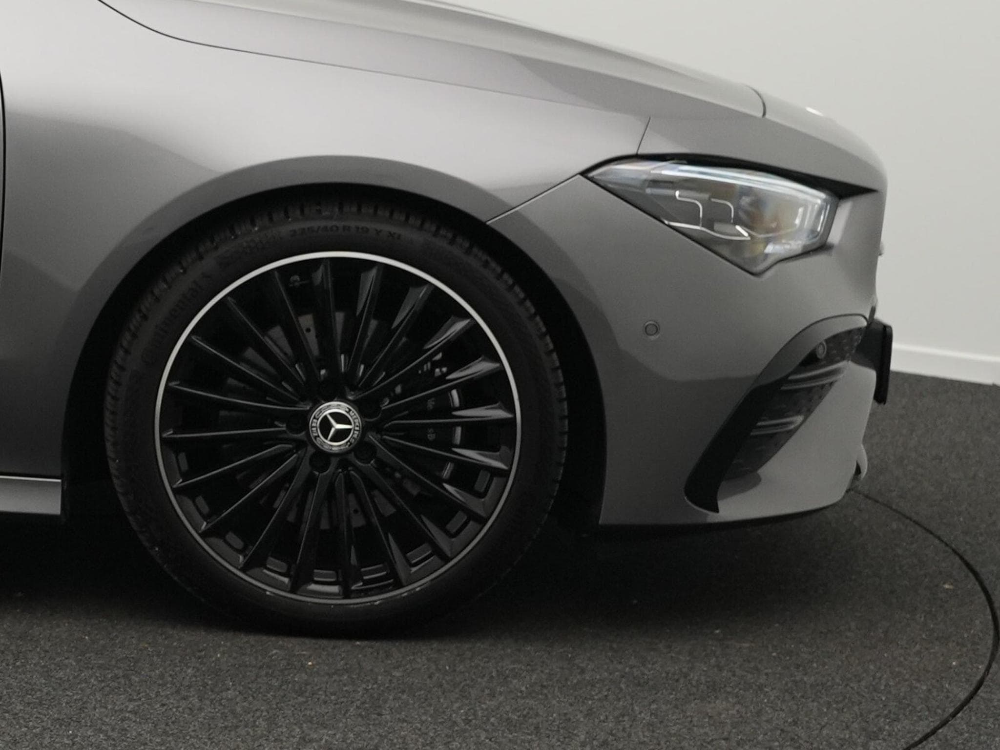 Mercedes CLA 200 AMG-Line Cpe Multi+Kamera+Night+19" (2025) - Foto 6