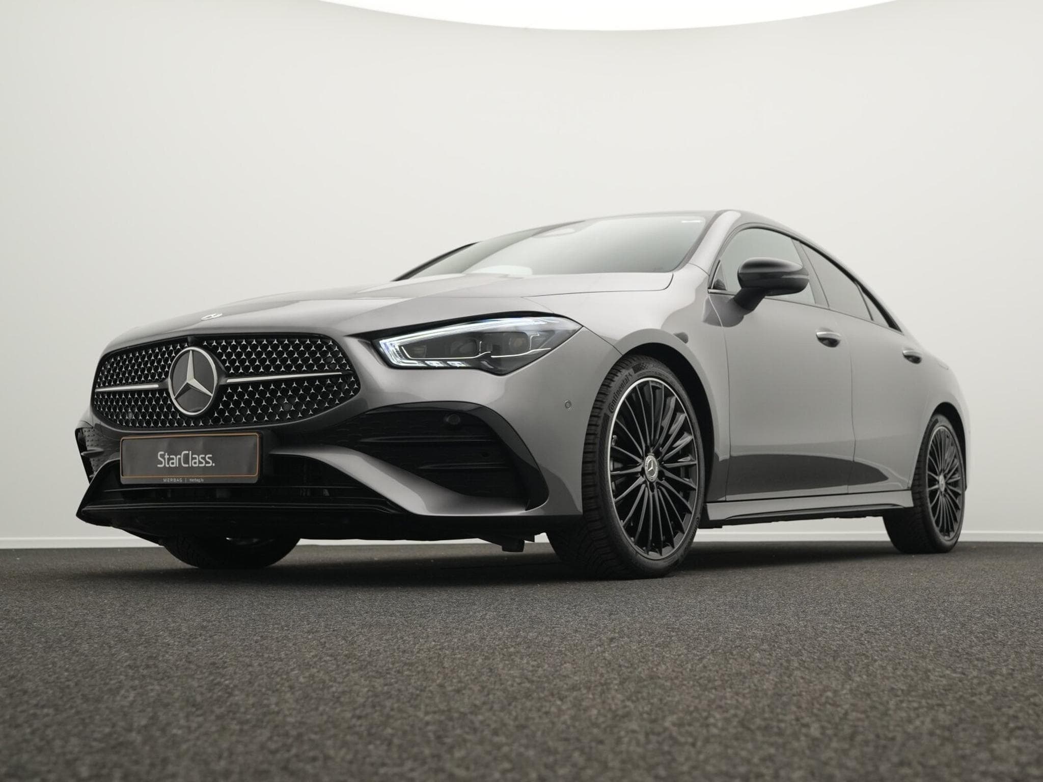 Mercedes CLA 200 AMG-Line Cpe Multi+Kamera+Night+19" (2025) - Foto 8
