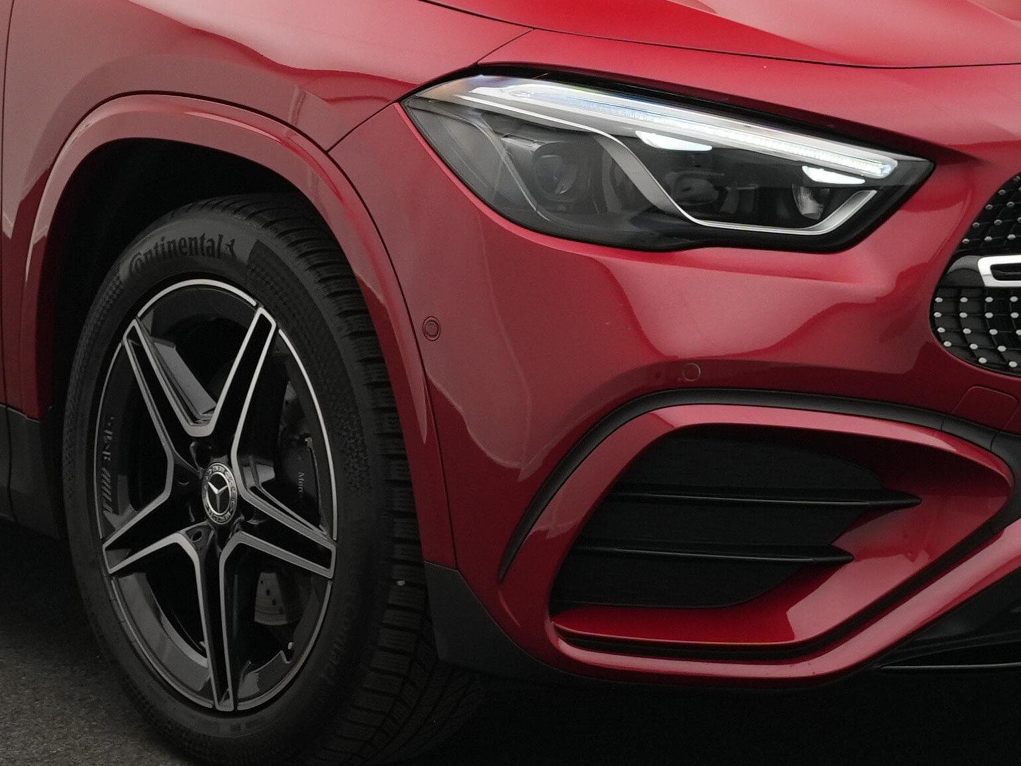 Mercedes GLA 200 d AMG-Line Multi+Kamera+AHK+Night (2025) - Photo 7