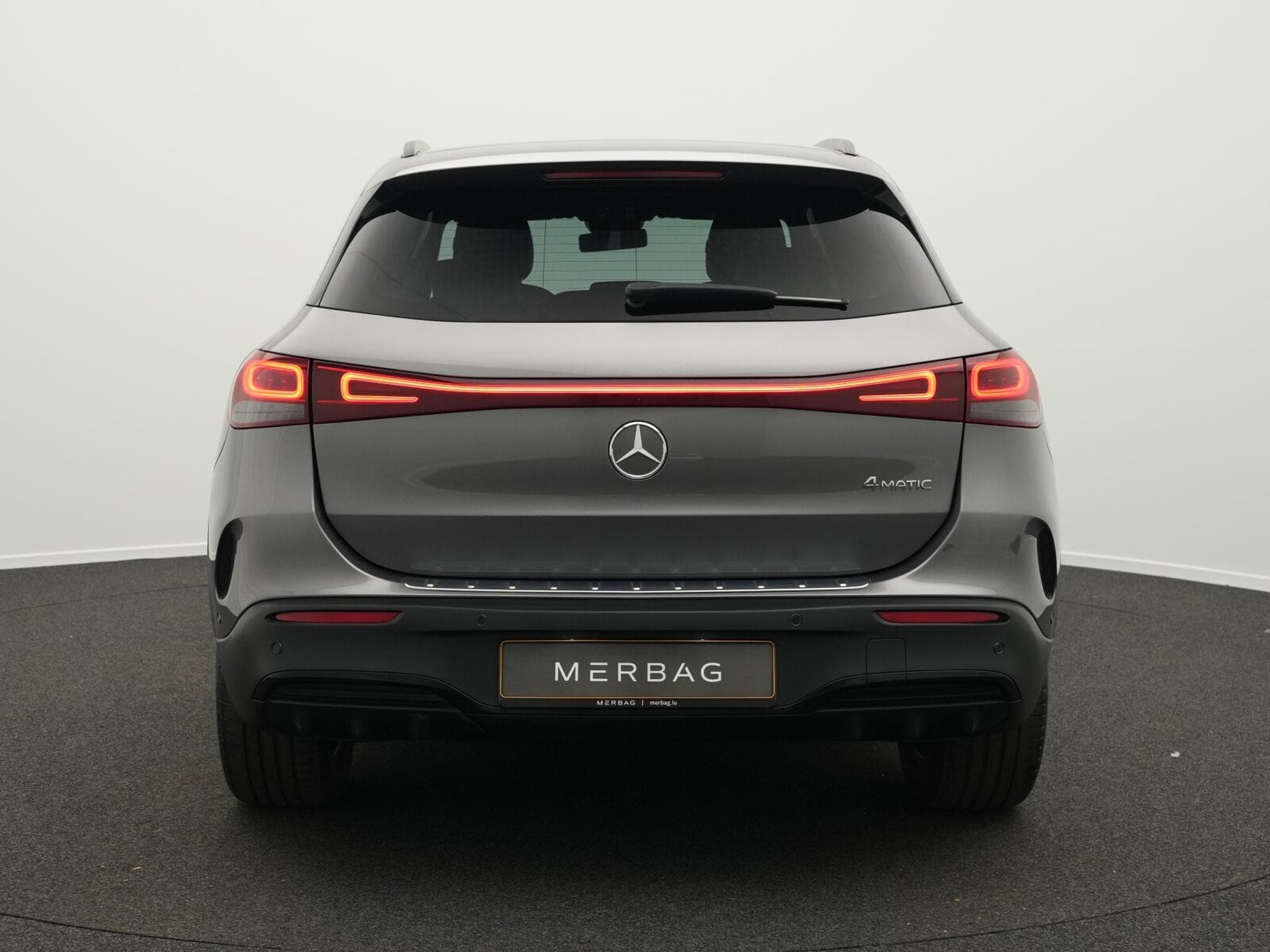 Mercedes EQA 4M AMG-Line LED+Kamera+Night+18" (2022) - Foto 4