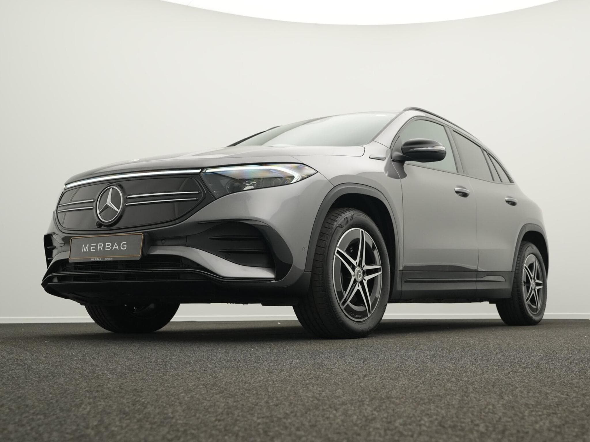 Mercedes EQA 4M AMG-Line LED+Kamera+Night+18" (2022) - Foto 8