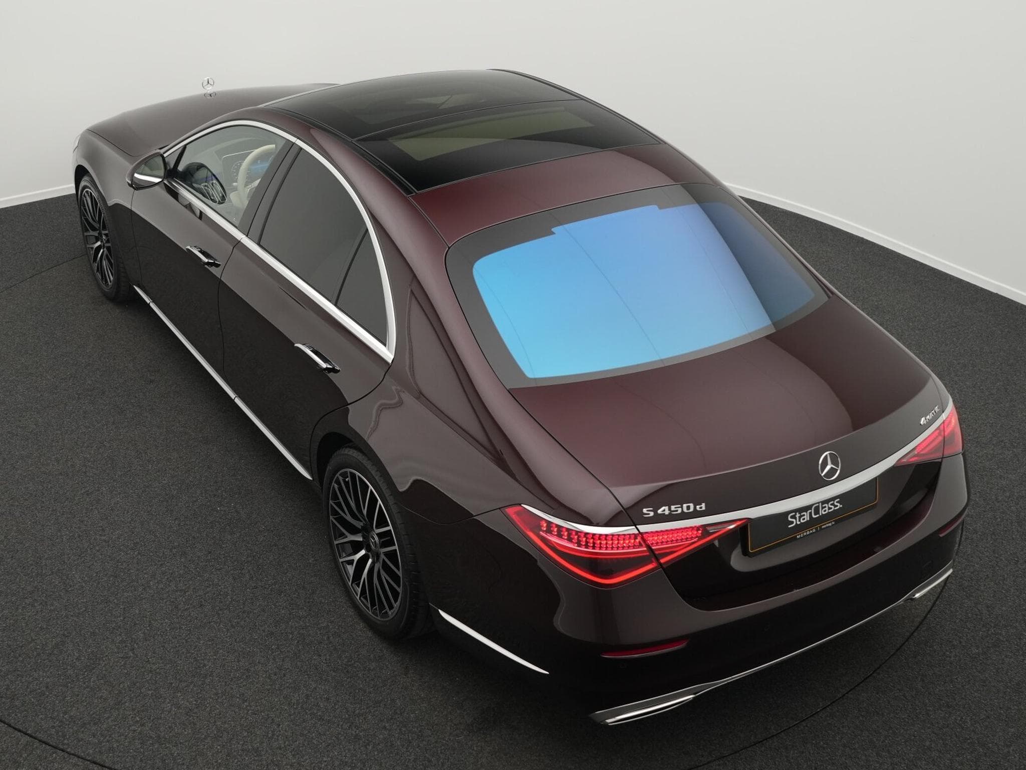 Mercedes S 450 d 4M Pano+E-Active+Burm +20"+Digital (2025) - Photo 11