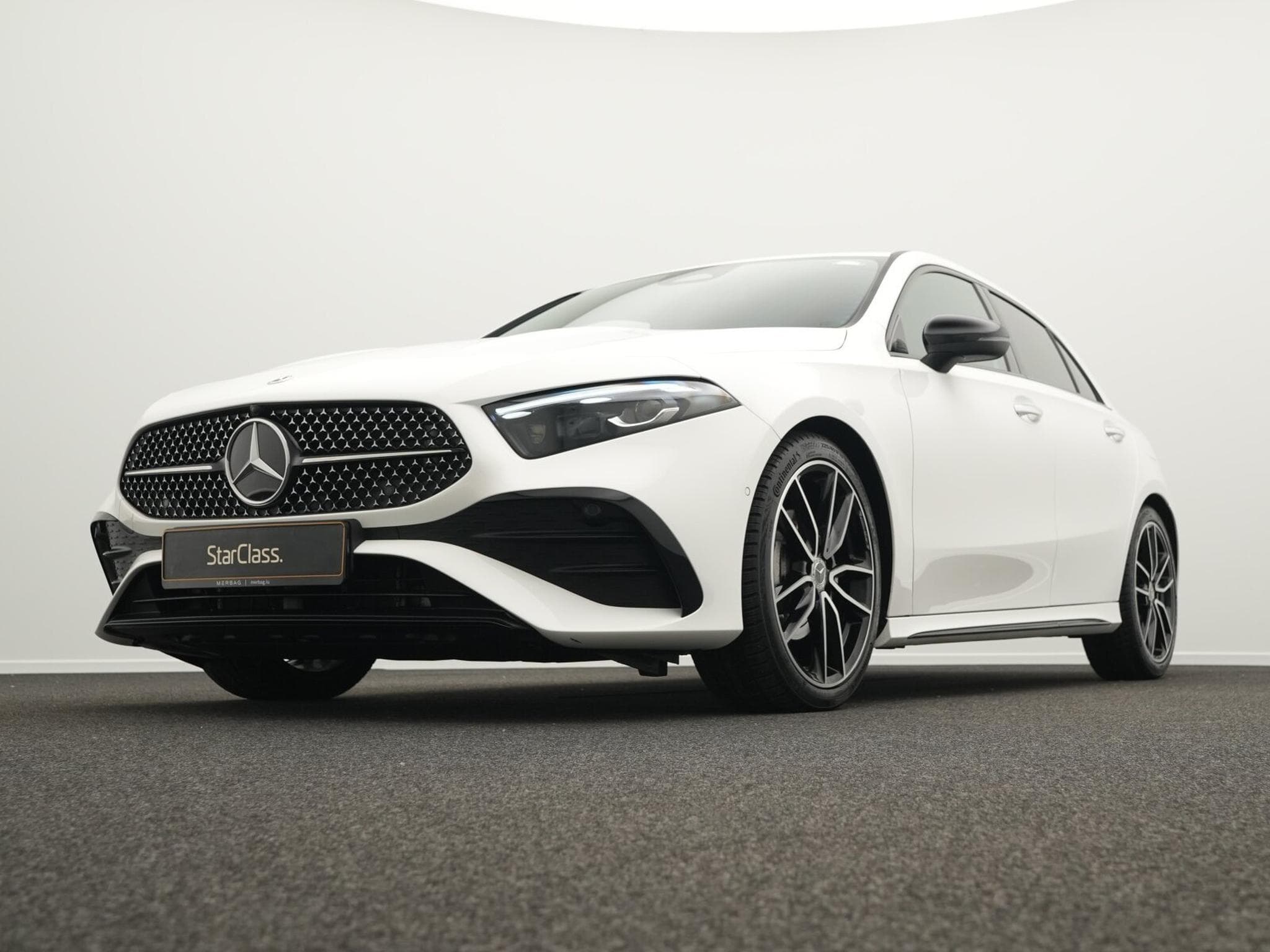 Mercedes A 200 AMG-Line Multi+Kamera+Night+19" (2025) - Foto 8